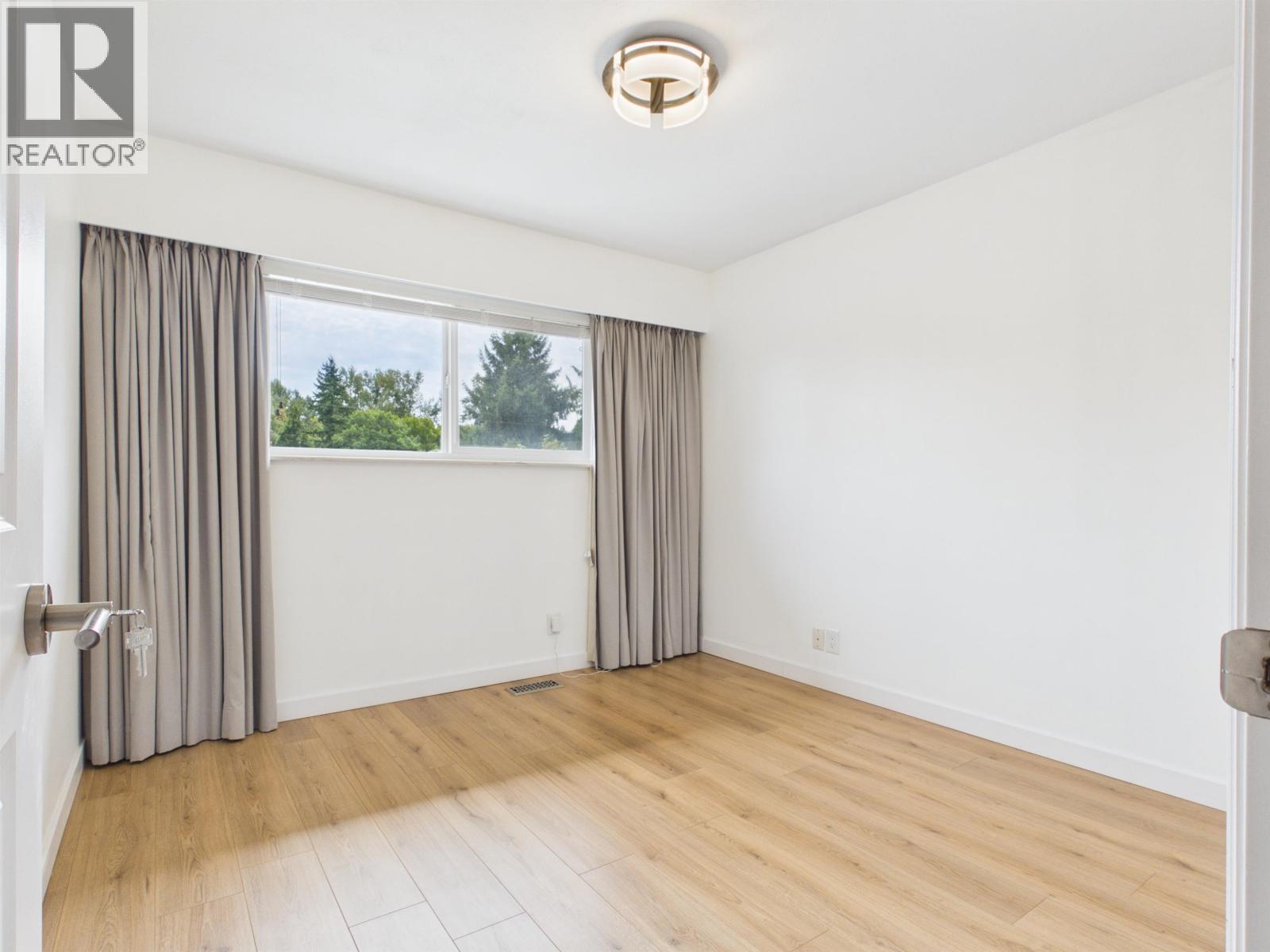 7940 Burnlake Drive, Burnaby, British Columbia  V5A 2G4 - Photo 15 - R3160740