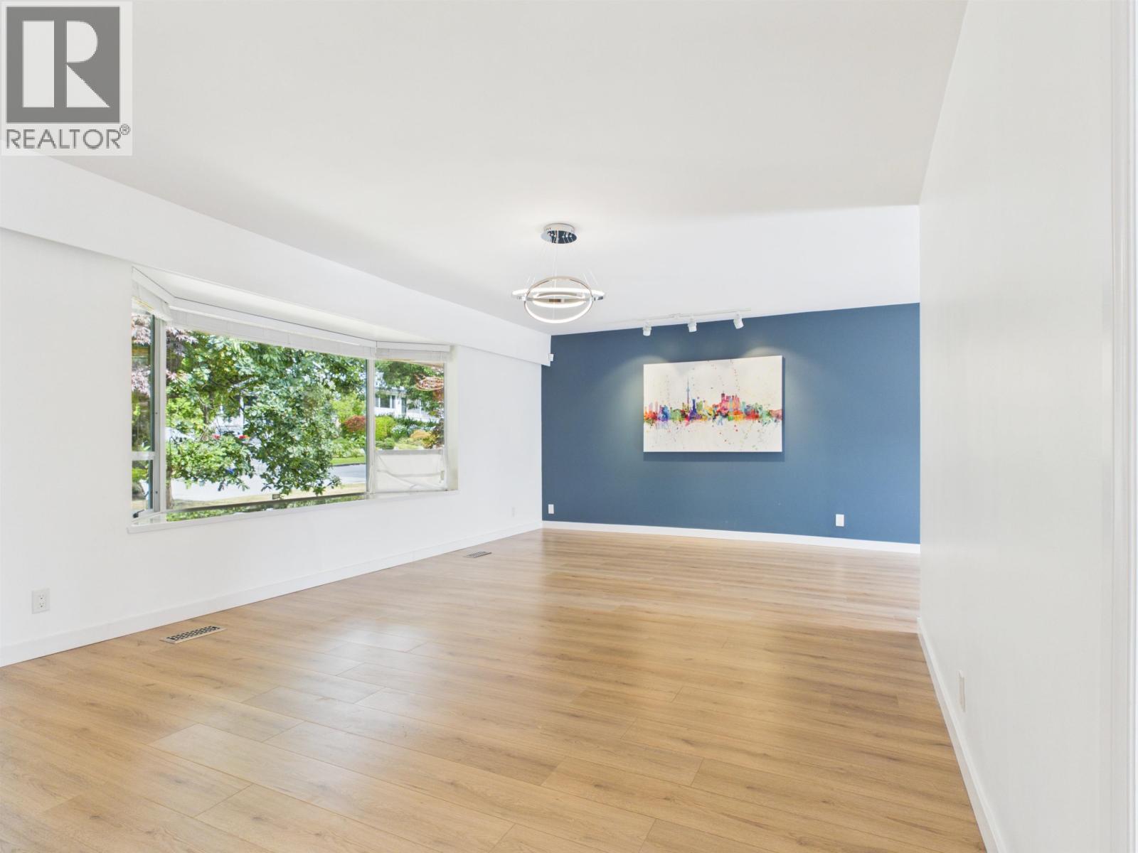 7940 Burnlake Drive, Burnaby, British Columbia  V5A 2G4 - Photo 6 - R3160740