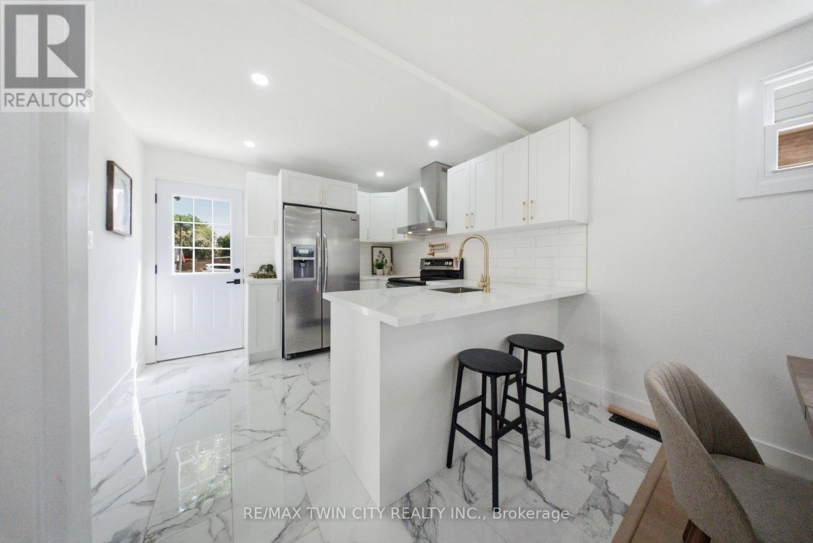 77 Abigail Avenue, Brantford, Ontario  N3R 4S4 - Photo 8 - X13739380