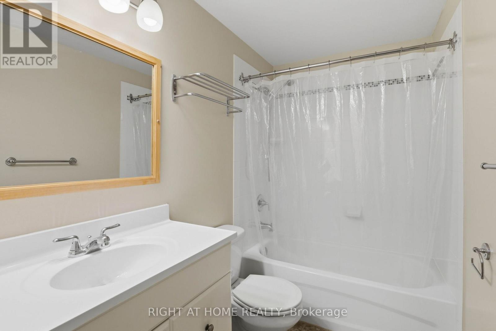 62 - 320 Westminster Avenue, London South, Ontario  N6C 5H5 - Photo 25 - X13739416