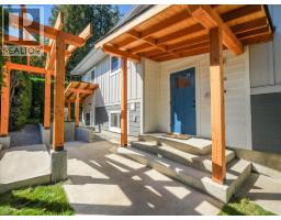 324 Richards Street W, Nelson, British Columbia
