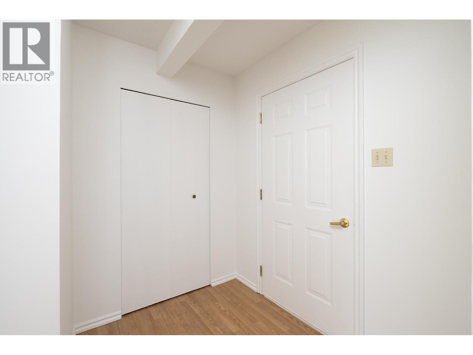 1214 Carole Place, Gibsons, British Columbia  V0N 1V4 - Photo 11 - R3161164