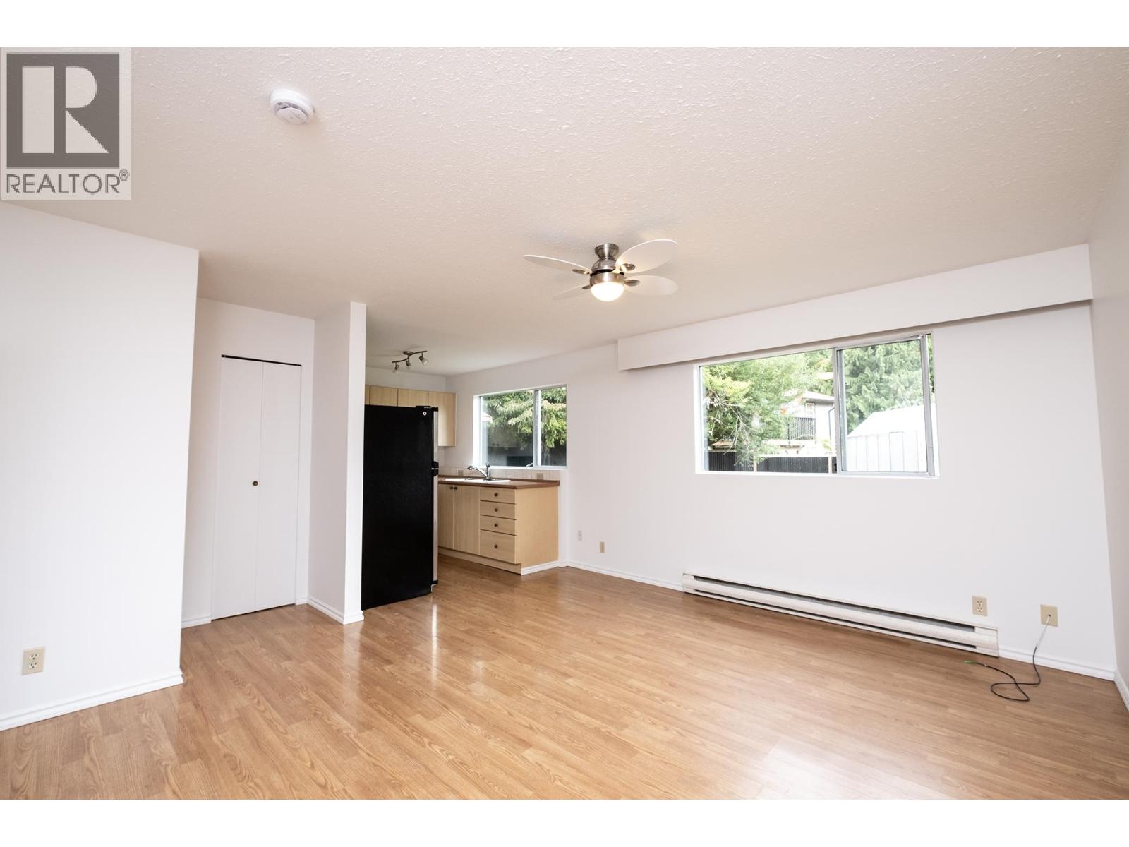1214 Carole Place, Gibsons, British Columbia  V0N 1V4 - Photo 16 - R3161164