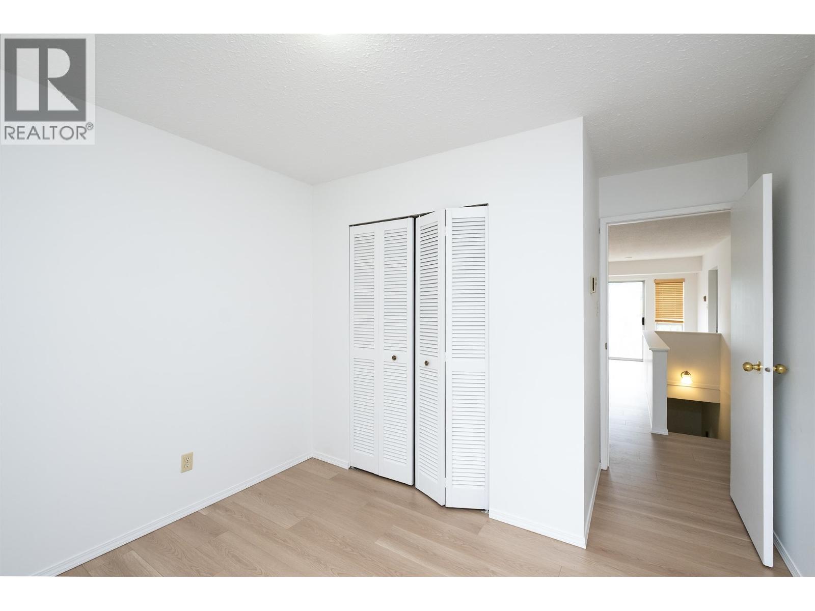 1214 Carole Place, Gibsons, British Columbia  V0N 1V4 - Photo 9 - R3161164