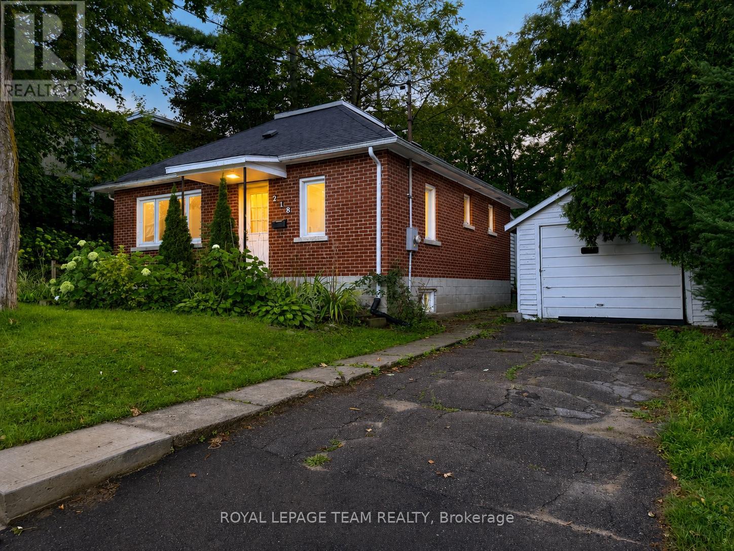218 FRASER STREET, Pembroke, Ontario