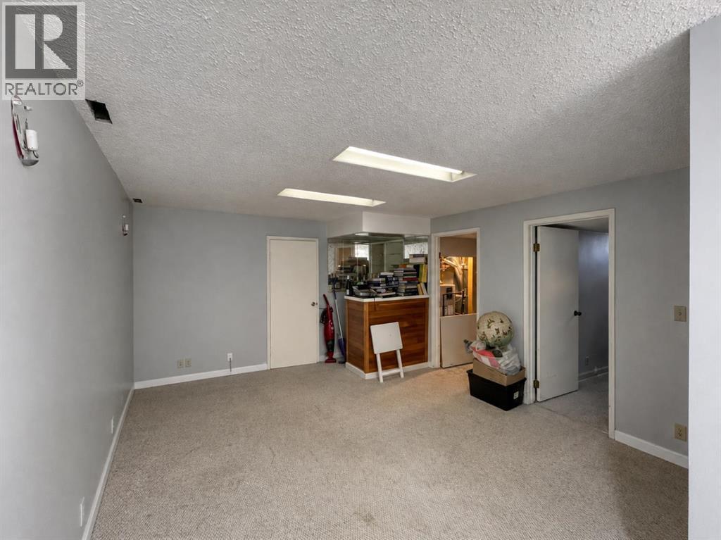 252 Templeview Way NE, Calgary, Alberta  T1Y 3Y9 - Photo 15 - A2342333