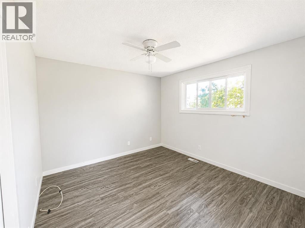 252 Templeview Way NE, Calgary, Alberta  T1Y 3Y9 - Photo 12 - A2342333