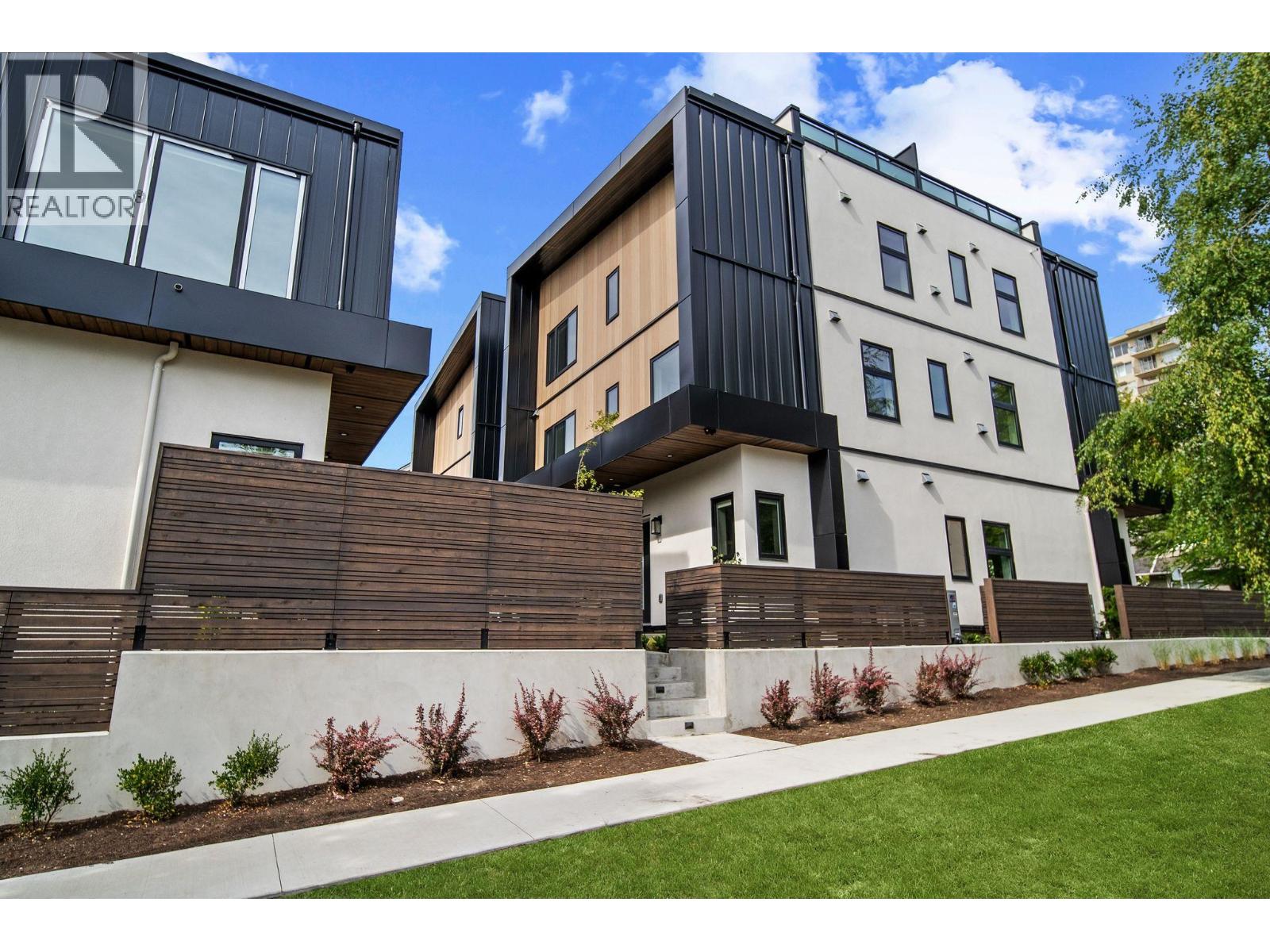 2535 W 39TH AVENUE, Vancouver, British Columbia