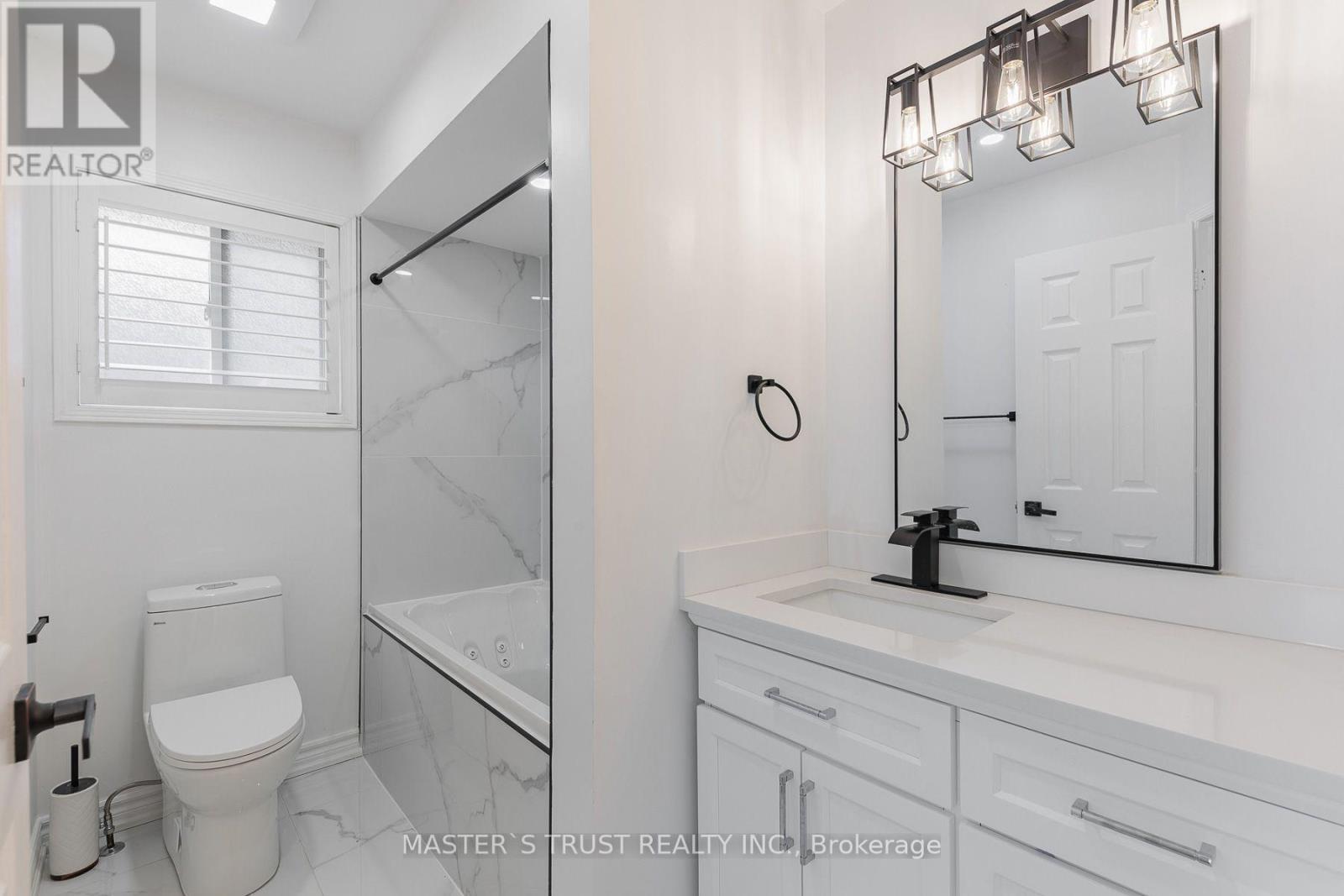 8572 Martin Grove Road, Vaughan, Ontario  L4H 2C9 - Photo 16 - N13739420