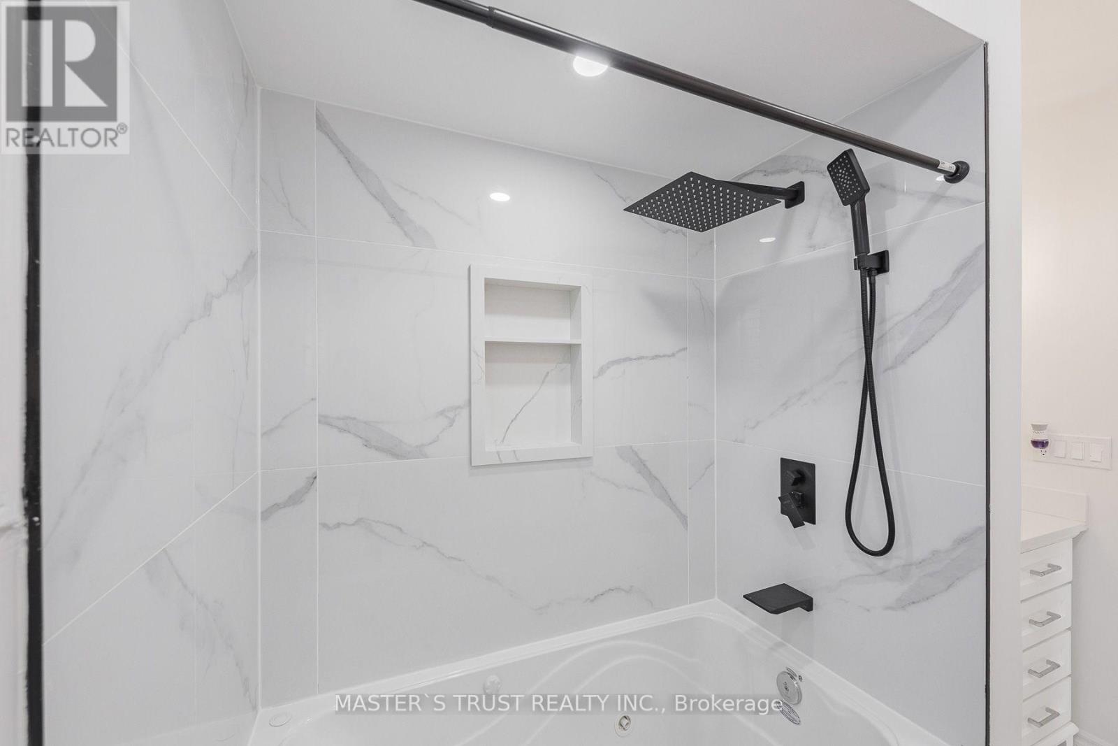 8572 Martin Grove Road, Vaughan, Ontario  L4H 2C9 - Photo 17 - N13739420