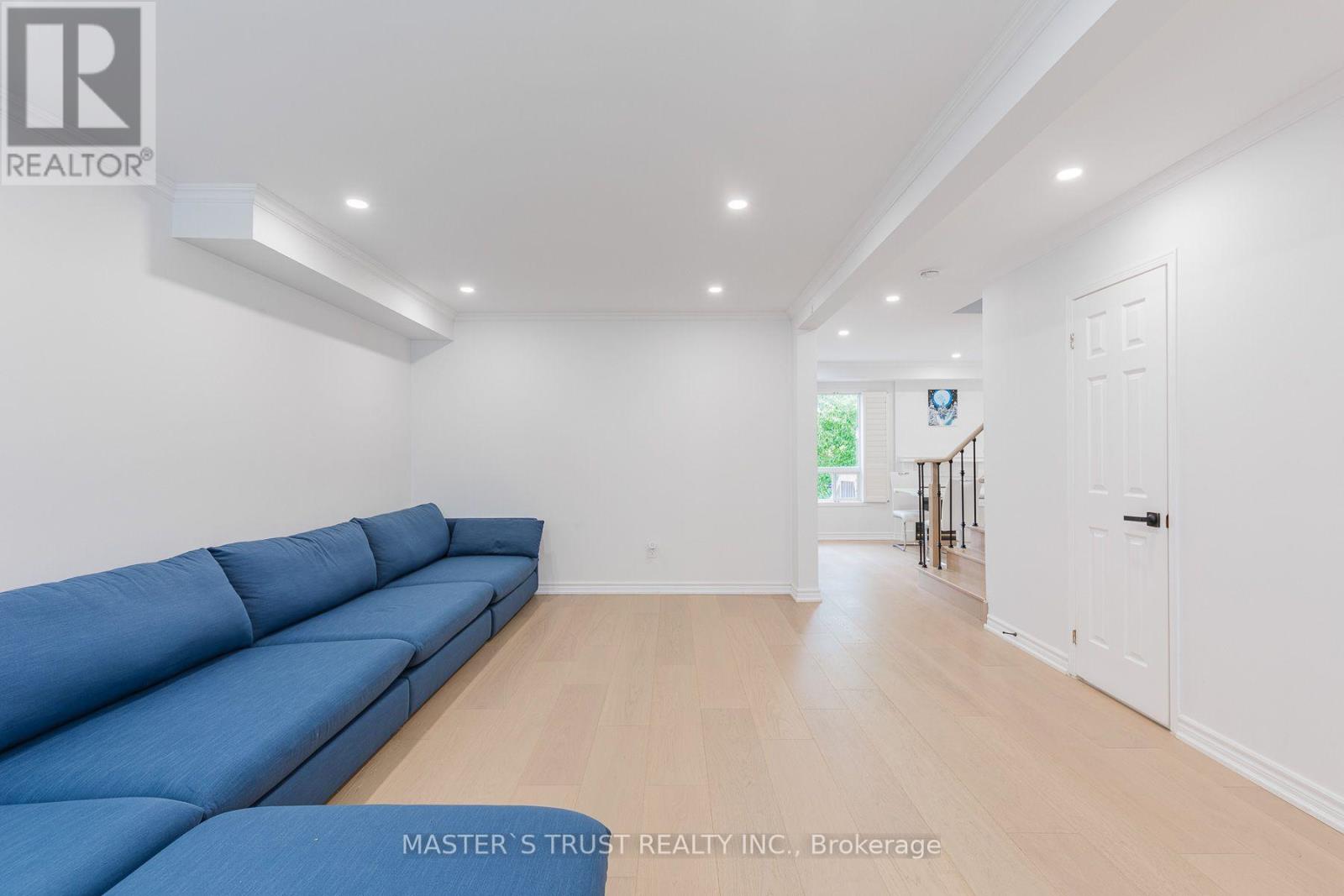 8572 Martin Grove Road, Vaughan, Ontario  L4H 2C9 - Photo 5 - N13739420