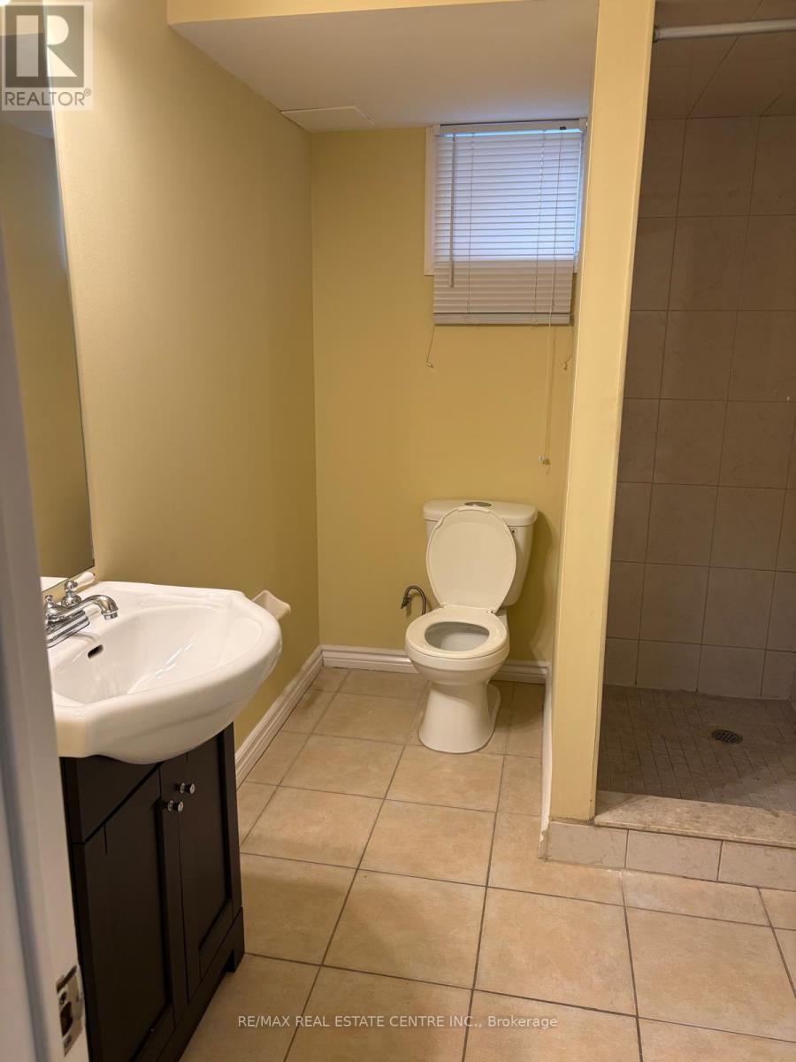 Bsmt - 21 Fahey Drive, Brampton, Ontario  L6Y 0N8 - Photo 14 - W13739432