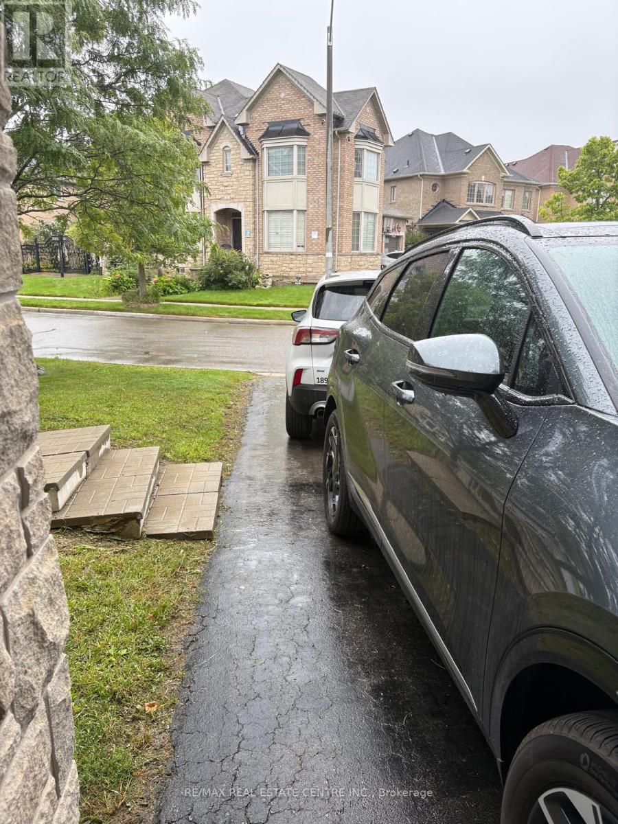 Bsmt - 21 Fahey Drive, Brampton, Ontario  L6Y 0N8 - Photo 15 - W13739432