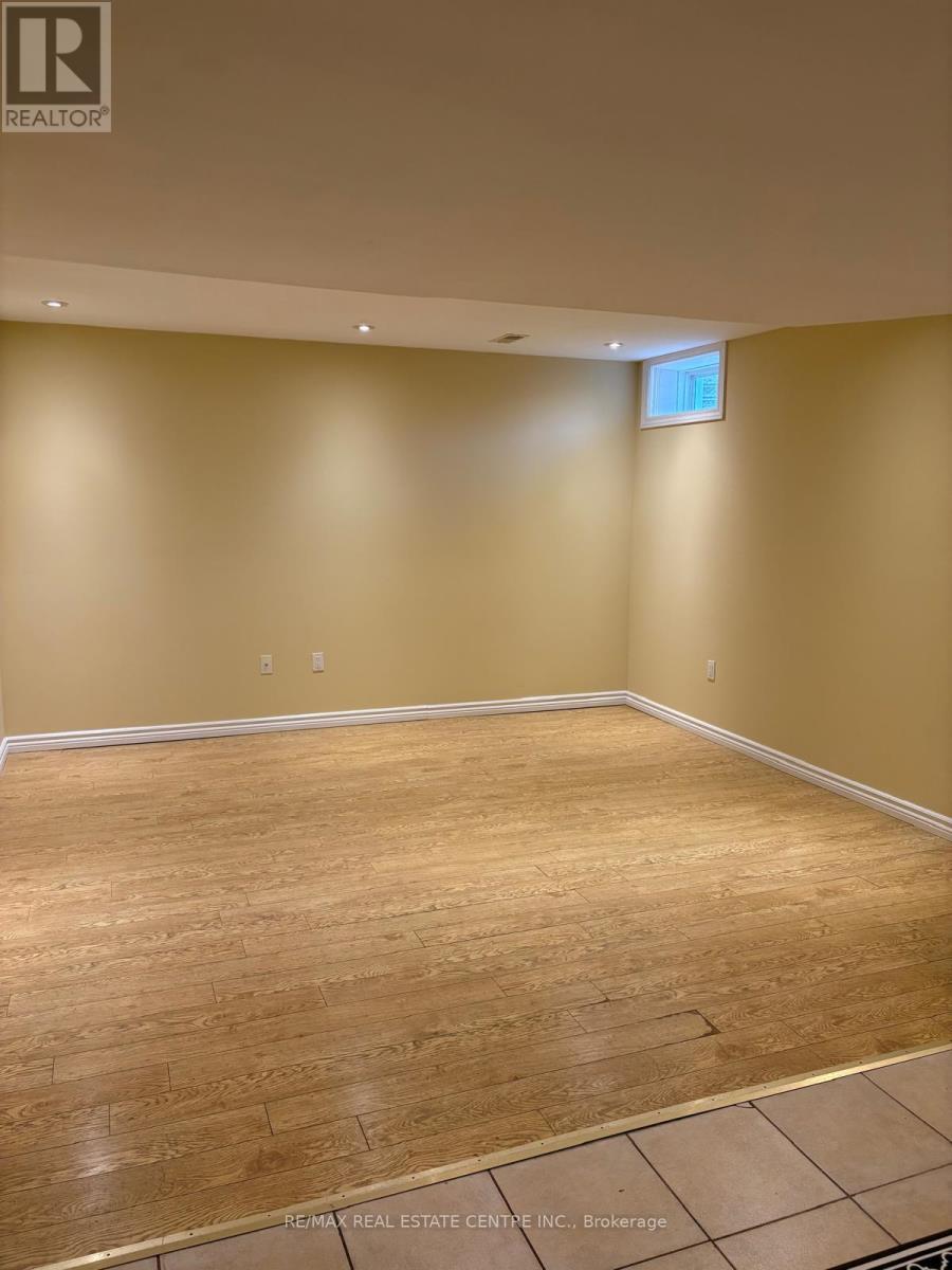 Bsmt - 21 Fahey Drive, Brampton, Ontario  L6Y 0N8 - Photo 6 - W13739432