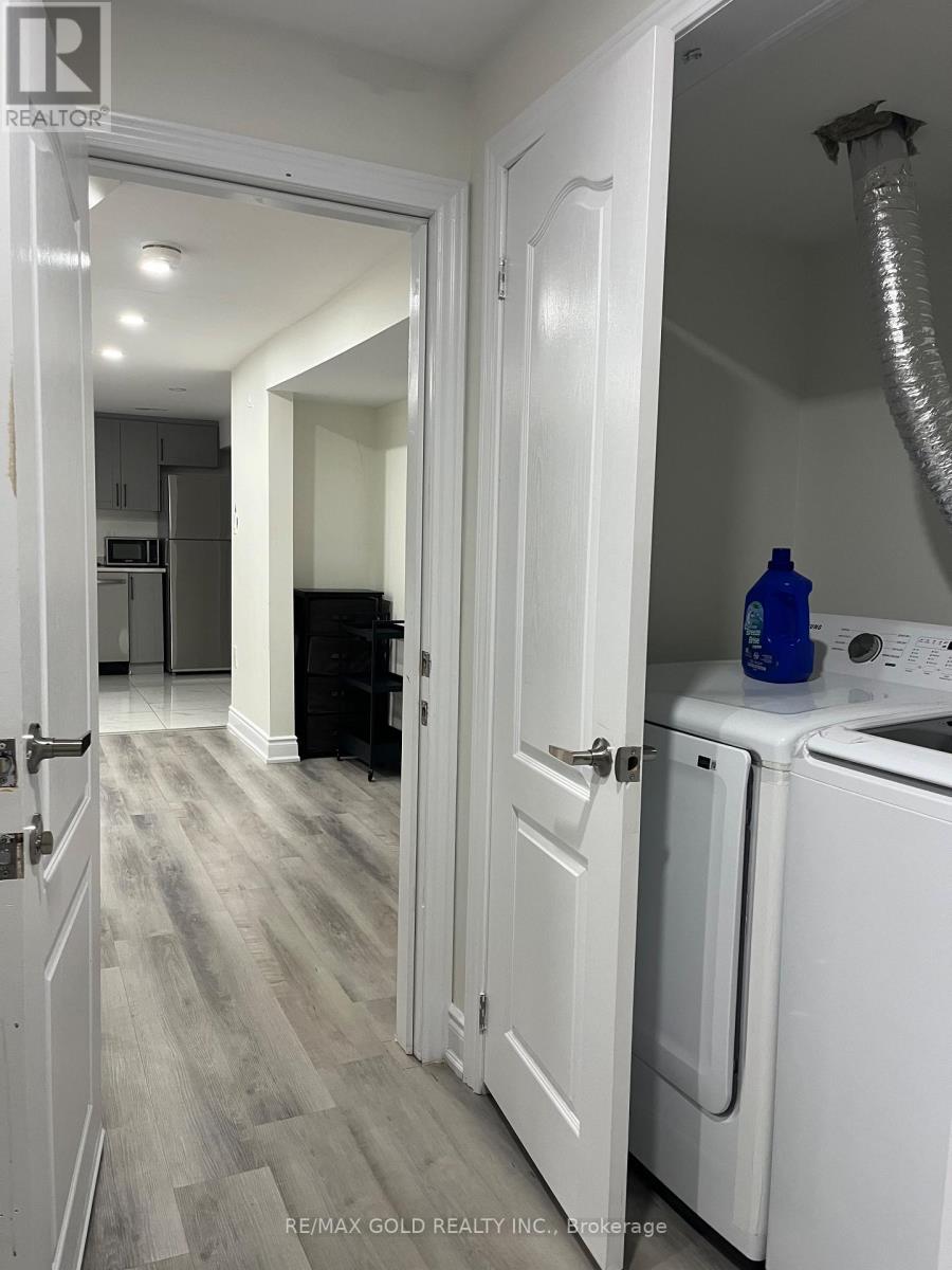 30 Moynes Avenue, Toronto, Ontario  M8Y 3B8 - Photo 14 - W13680938