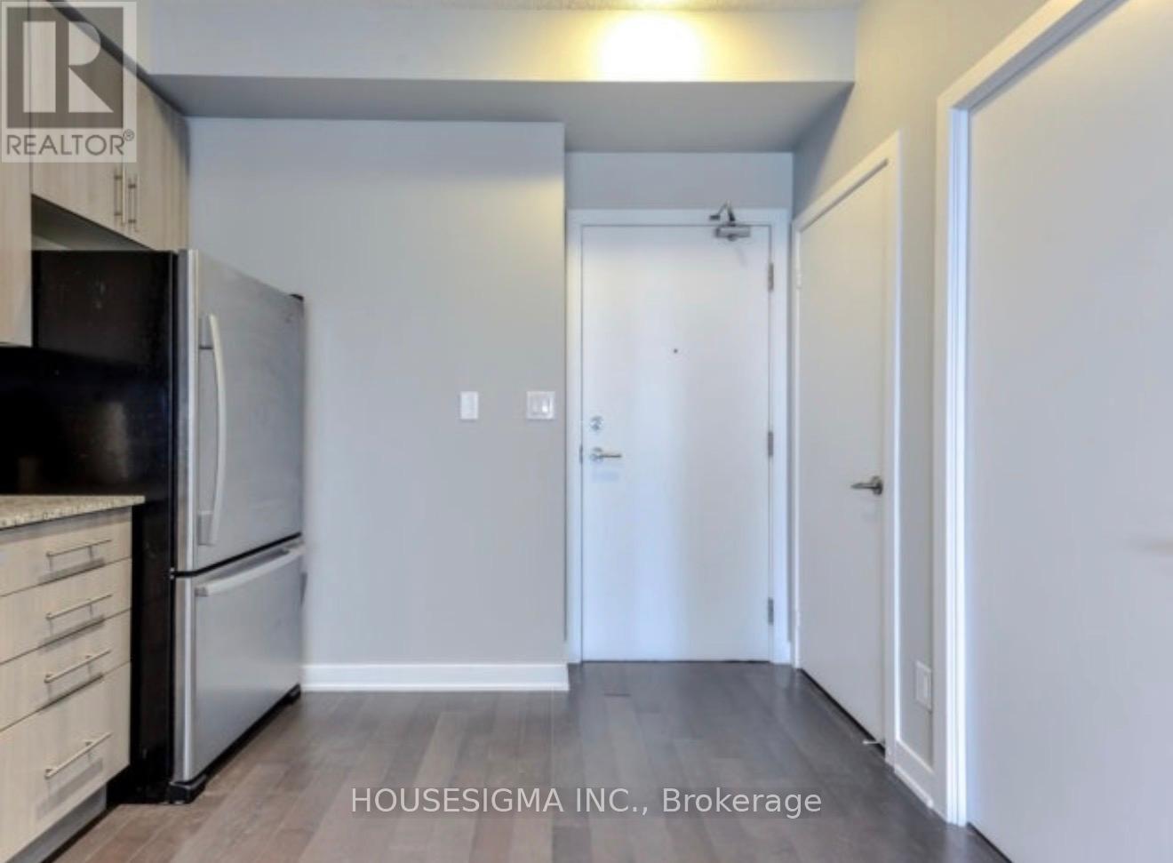 2002 - 4099 Brickstone Mews, Mississauga, Ontario  L5B 0G2 - Photo 3 - W13596198