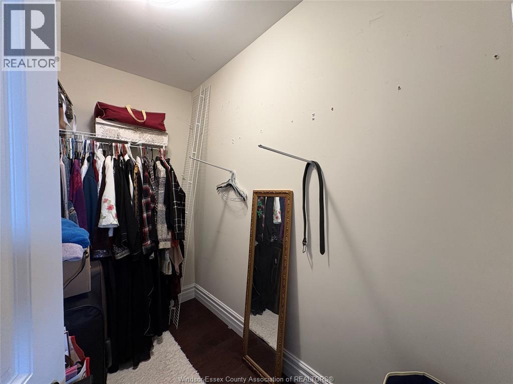 4033 Cosenza Street, Windsor, Ontario  N9G 0B2 - Photo 15 - 26021436