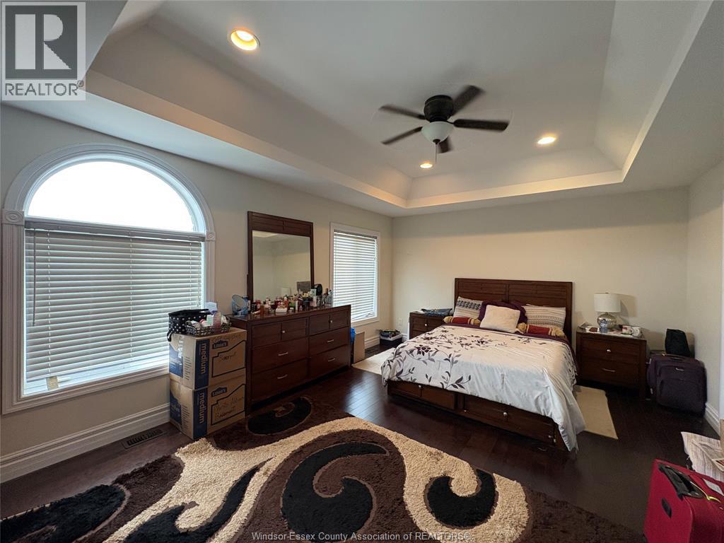 4033 Cosenza Street, Windsor, Ontario  N9G 0B2 - Photo 13 - 26021436
