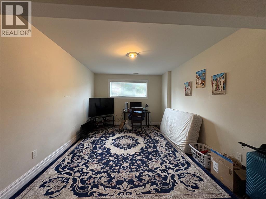 4033 Cosenza Street, Windsor, Ontario  N9G 0B2 - Photo 22 - 26021436