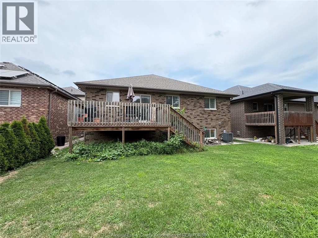 4033 Cosenza Street, Windsor, Ontario  N9G 0B2 - Photo 26 - 26021436