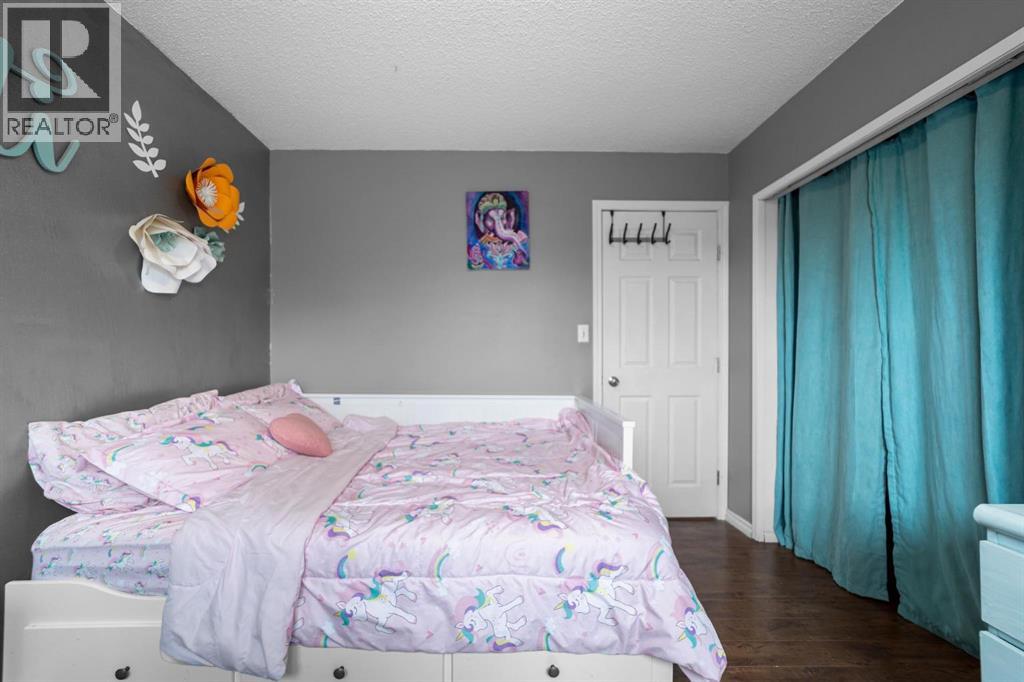 5221 42 Street, Camrose, Alberta  T4V 1A7 - Photo 13 - A2318737