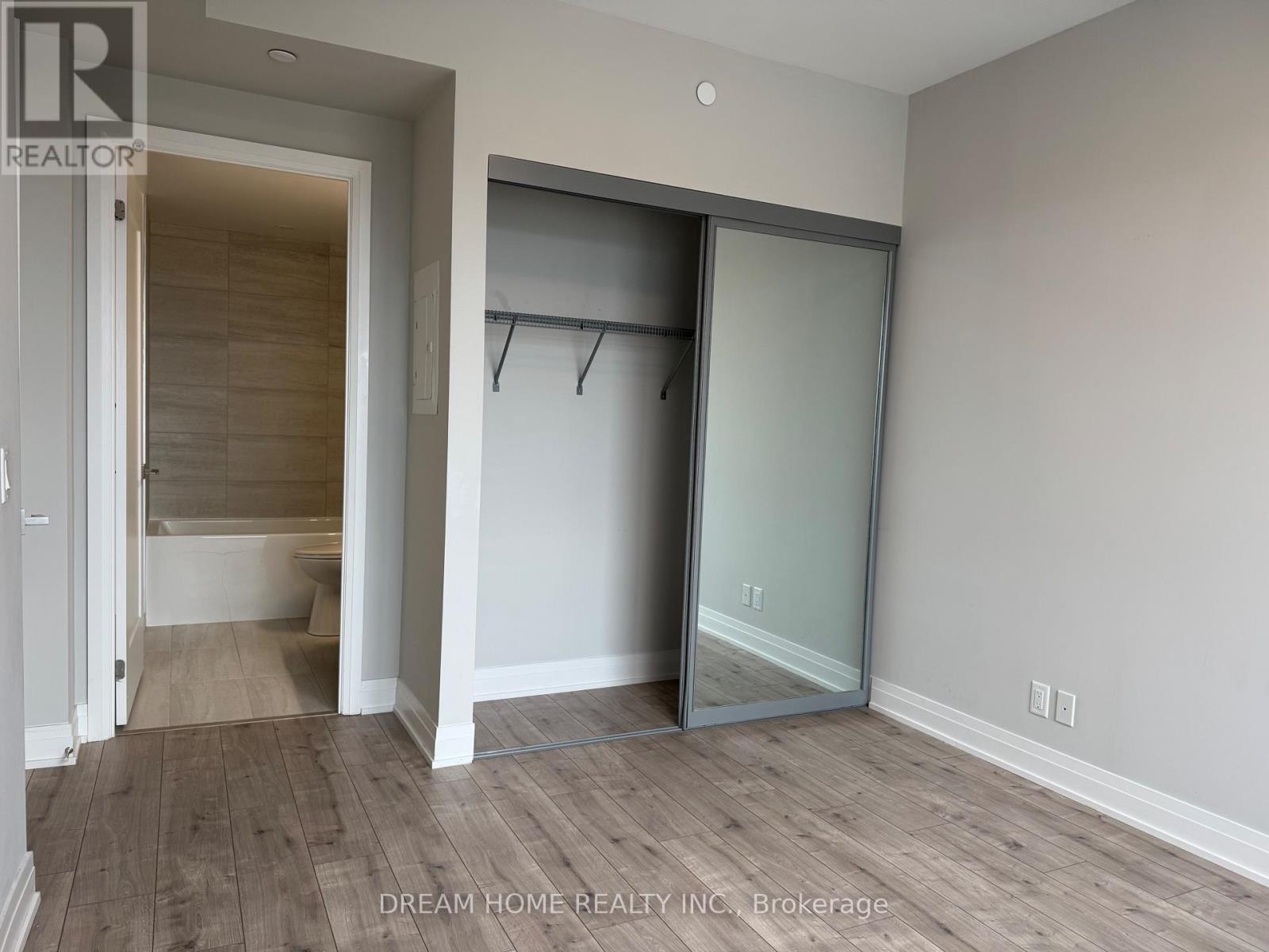 1506 - 18 Water Walk Drive, Markham, Ontario  L3R 6L5 - Photo 10 - N13739458