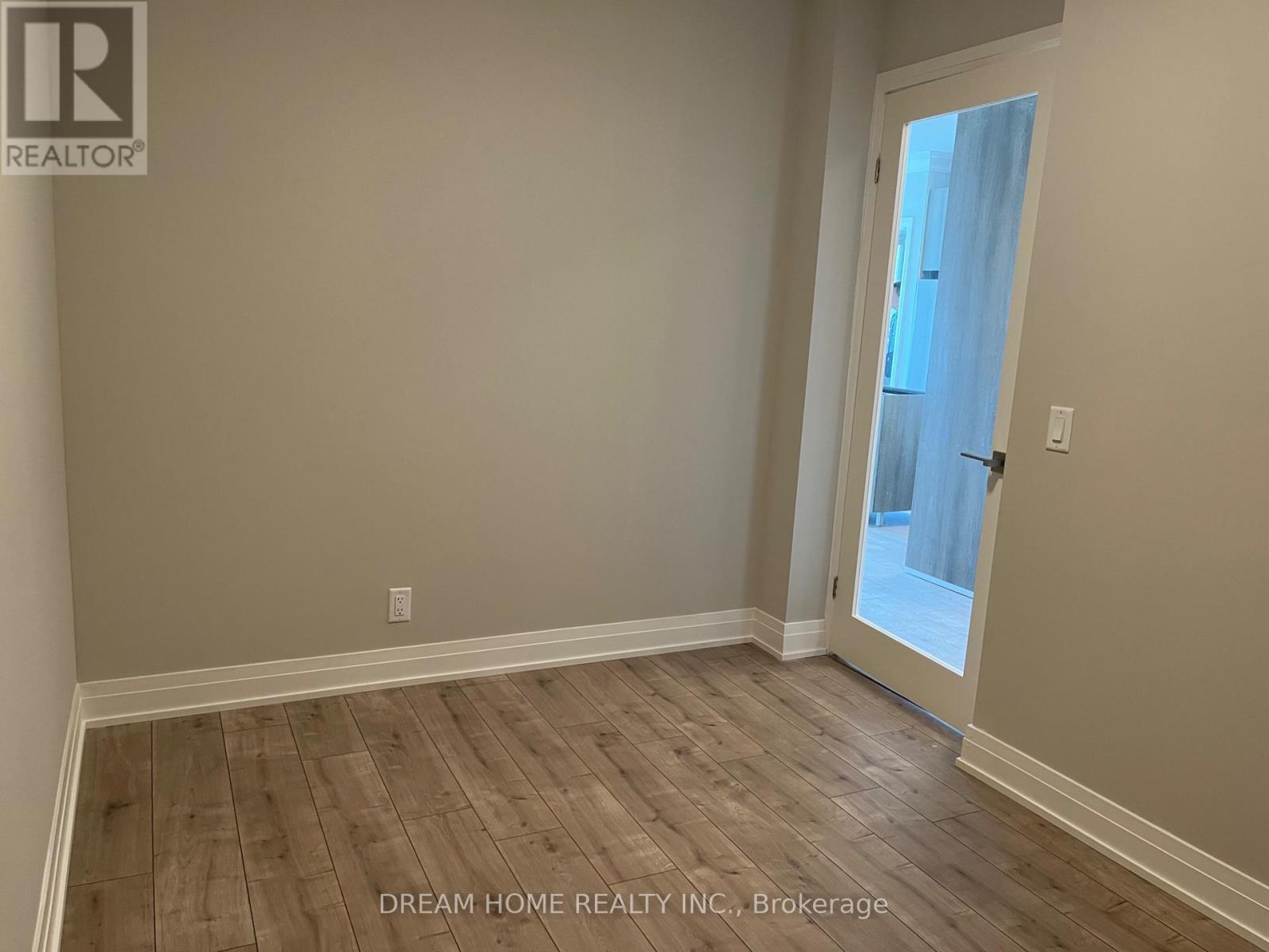 1506 - 18 Water Walk Drive, Markham, Ontario  L3R 6L5 - Photo 12 - N13739458