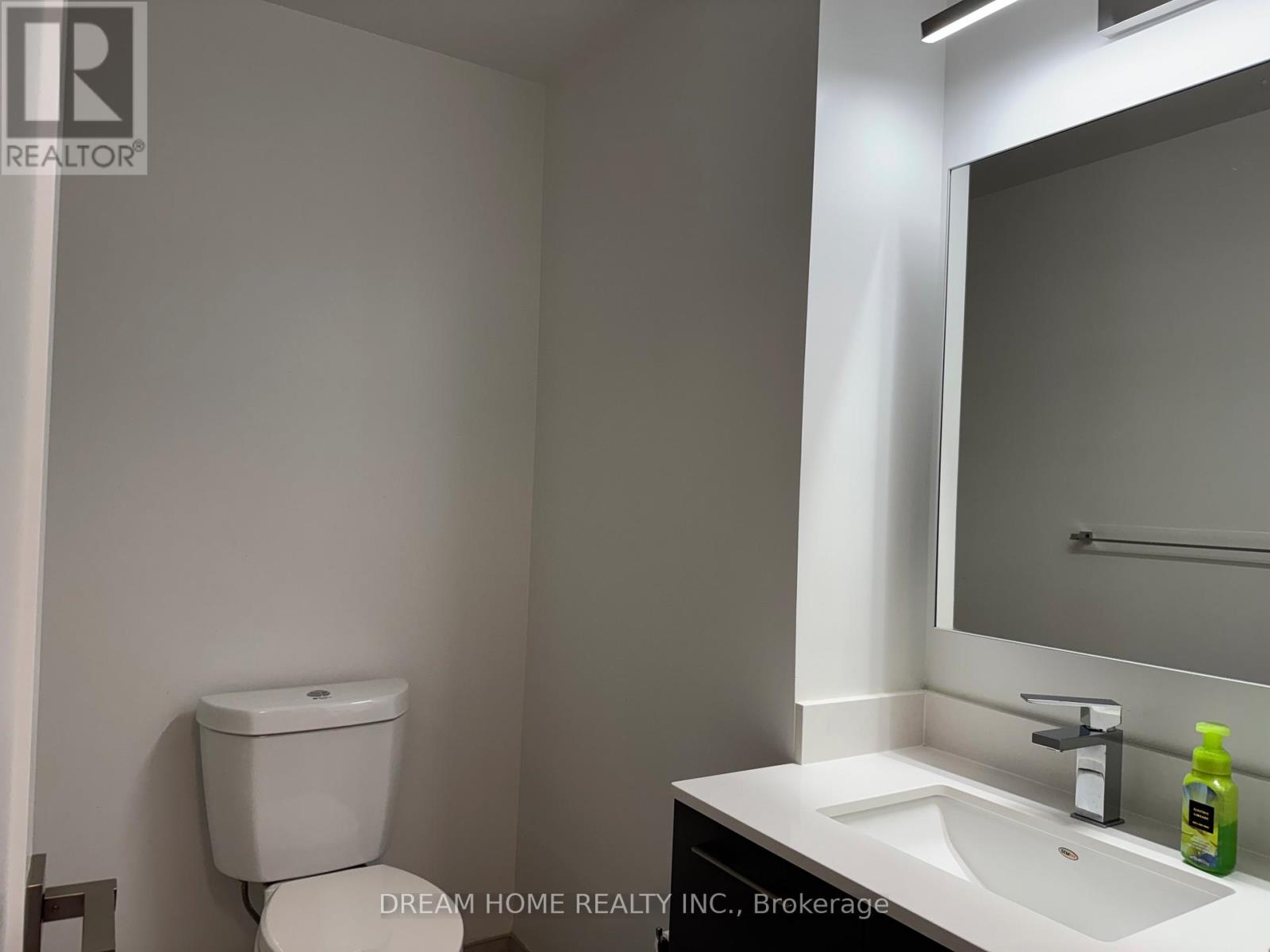 1506 - 18 Water Walk Drive, Markham, Ontario  L3R 6L5 - Photo 15 - N13739458
