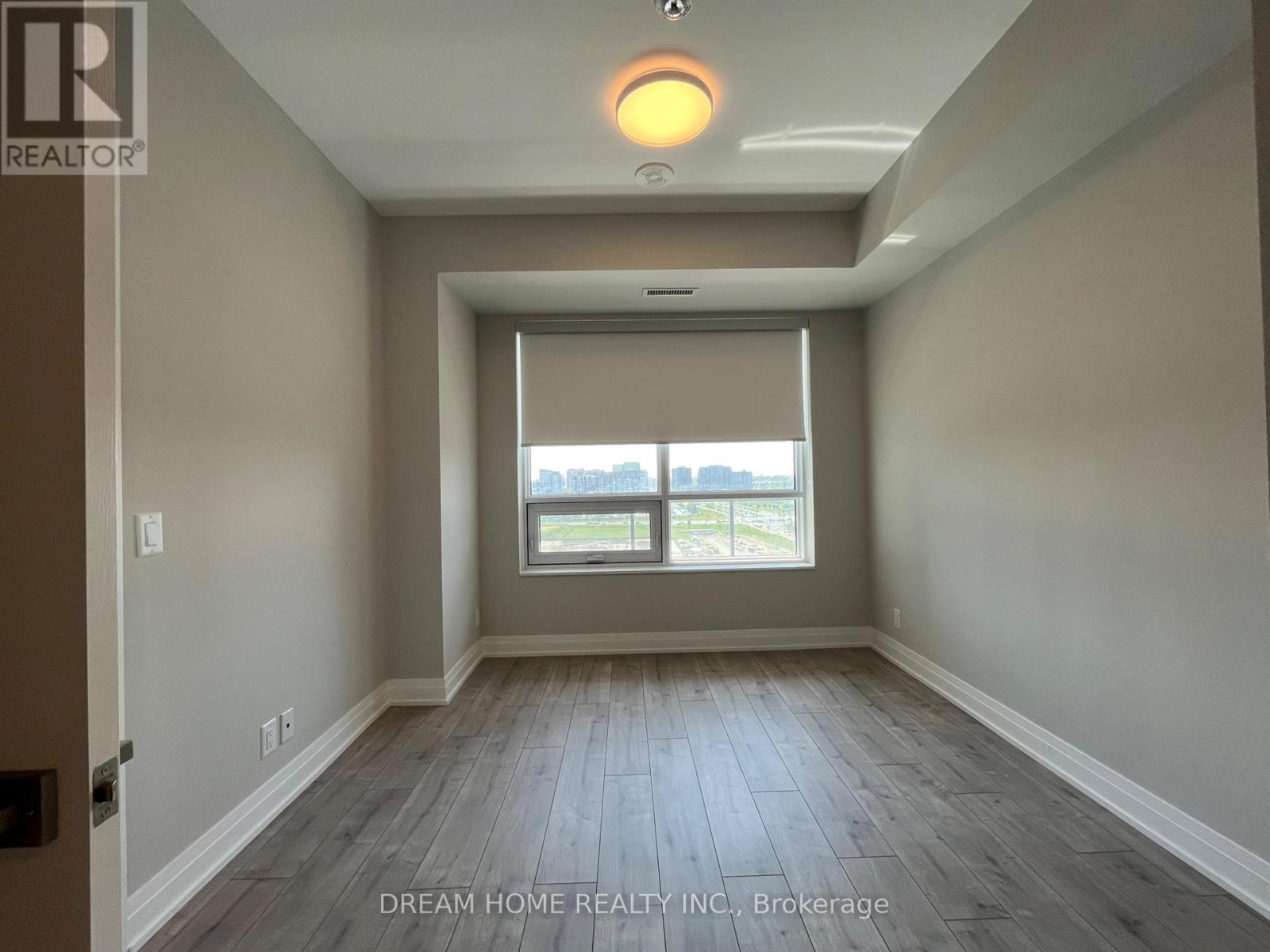 1506 - 18 Water Walk Drive, Markham, Ontario  L3R 6L5 - Photo 5 - N13739458