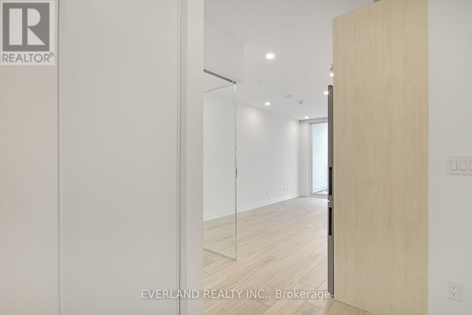 420 - 3100 Keele Street, Toronto, Ontario  M3M 0E1 - Photo 2 - W13739442