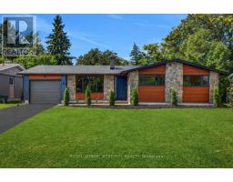 8 BRIAN CRESCENT, Ottawa, Ontario
