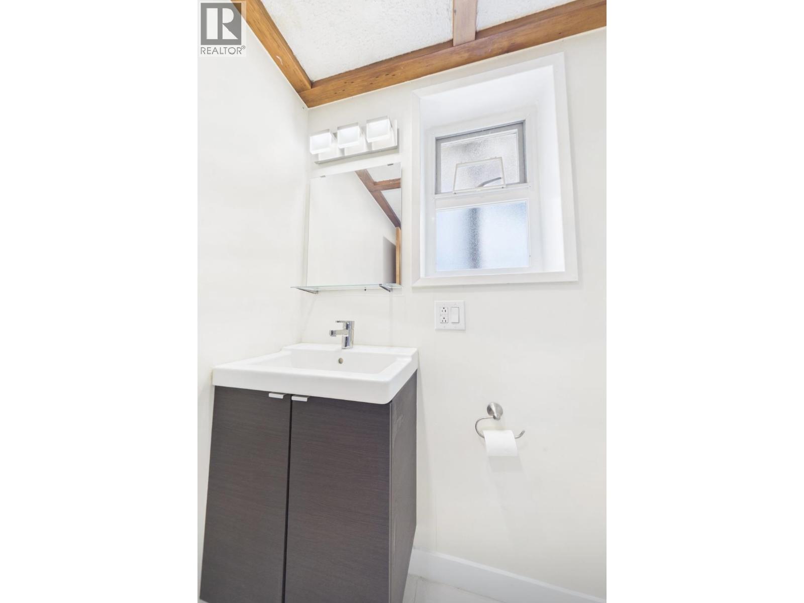 7940 Burnlake Drive, Burnaby, British Columbia V5A 2G4 - Photo 31 - R3160740