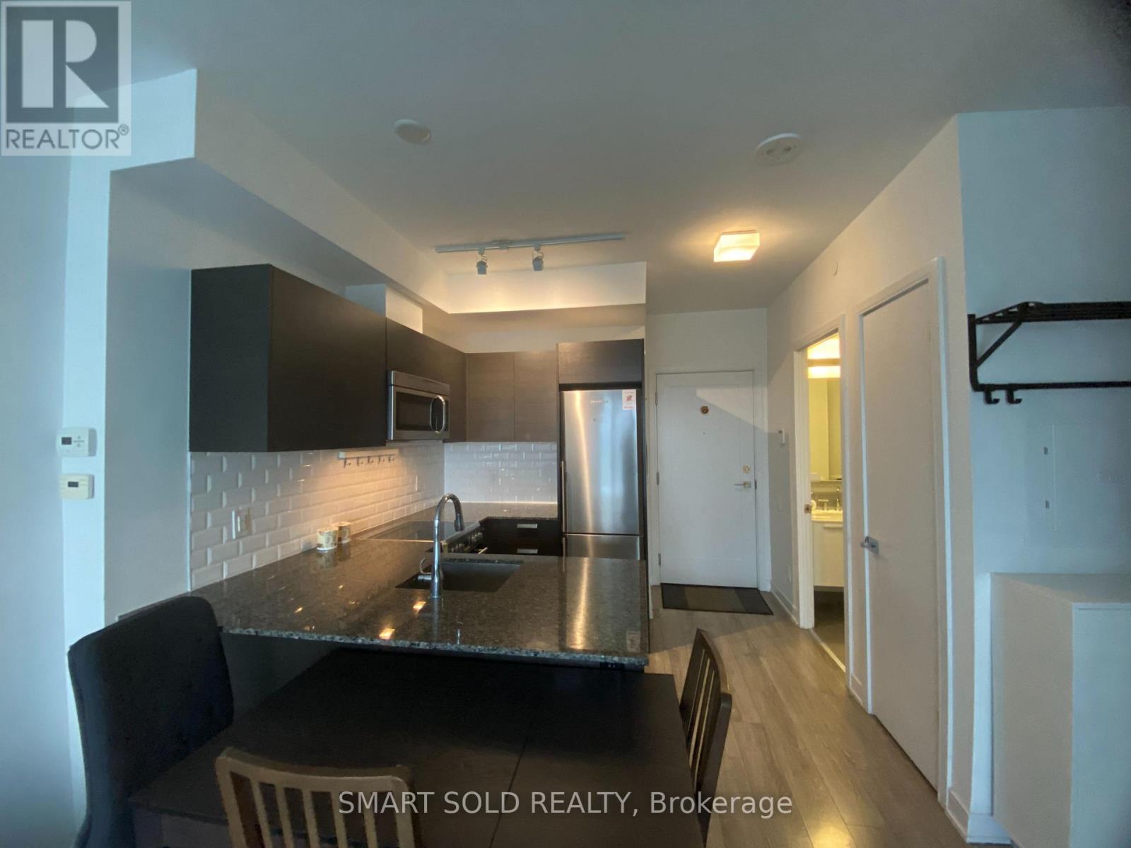 2506 - 57 St. Joseph Street, Toronto, Ontario  M5S 0C5 - Photo 2 - C13739500