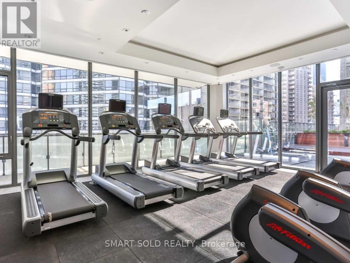 2506 - 57 St. Joseph Street, Toronto, Ontario  M5S 0C5 - Photo 45 - C13739500