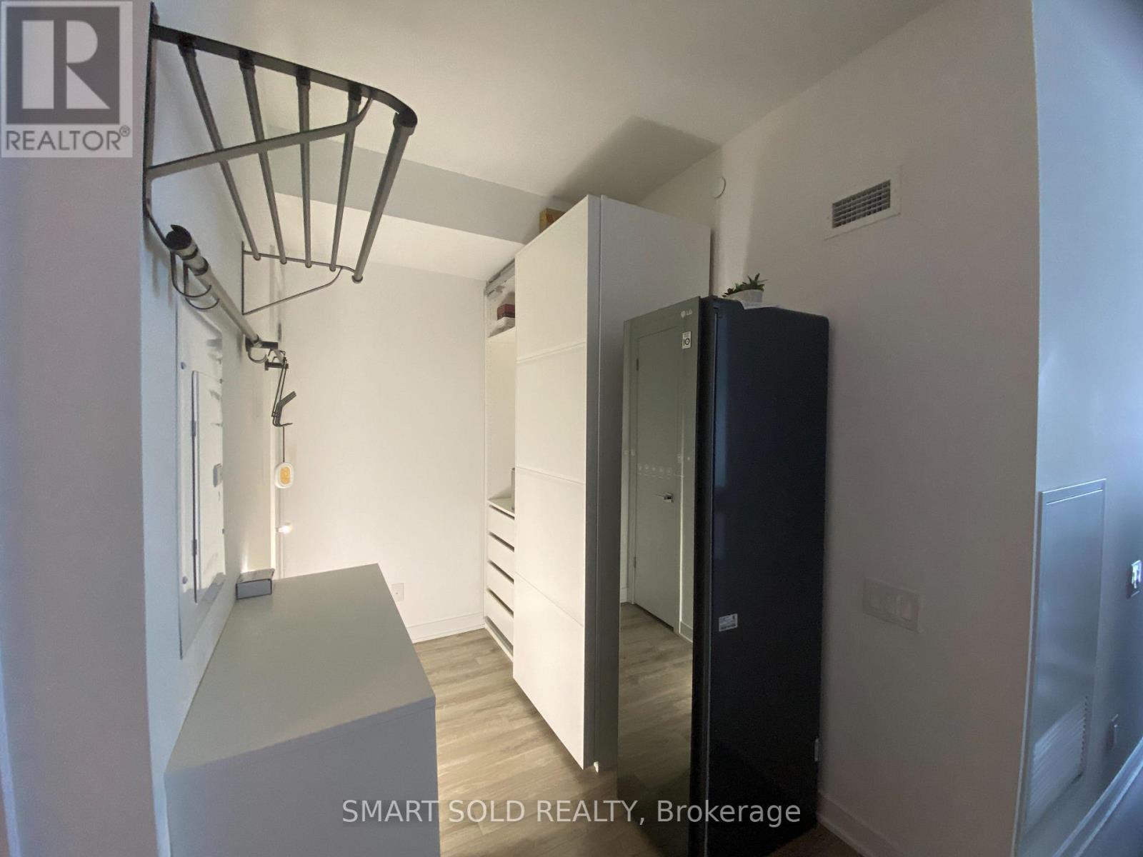2506 - 57 St. Joseph Street, Toronto, Ontario  M5S 0C5 - Photo 5 - C13739500