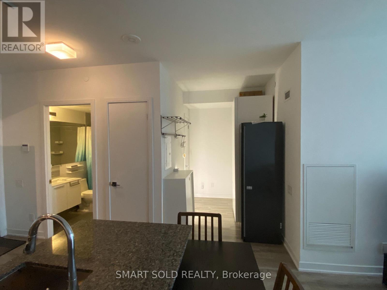 2506 - 57 St. Joseph Street, Toronto, Ontario  M5S 0C5 - Photo 7 - C13739500
