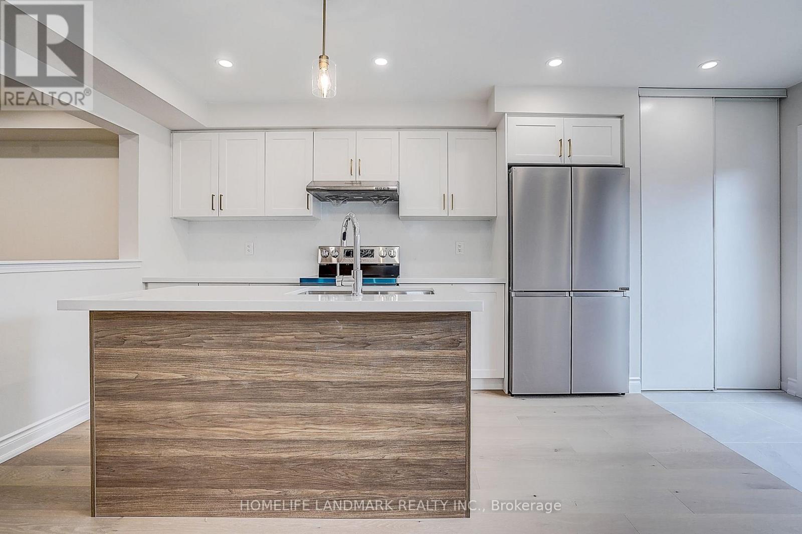 403 White's Hill Avenue, Markham, Ontario  L6B 0J5 - Photo 13 - N13739484