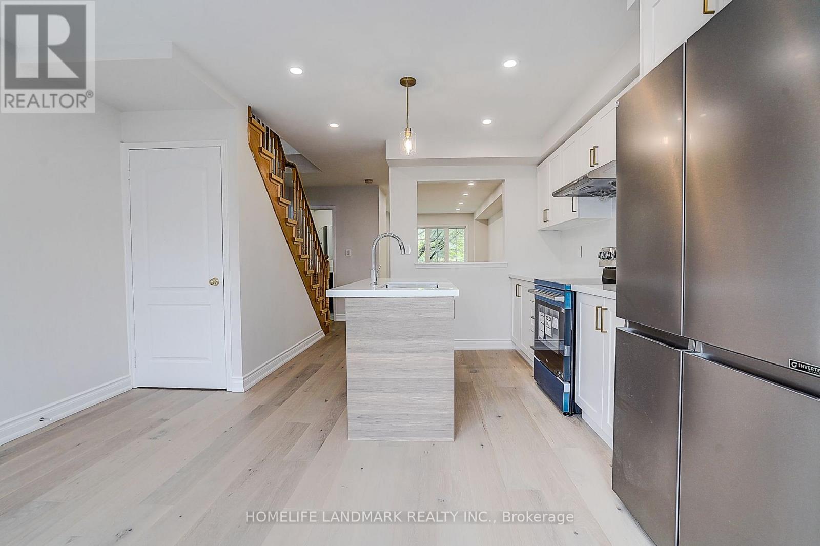 403 White's Hill Avenue, Markham, Ontario  L6B 0J5 - Photo 18 - N13739484
