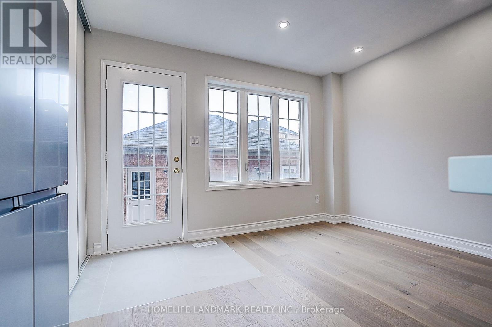 403 White's Hill Avenue, Markham, Ontario  L6B 0J5 - Photo 21 - N13739484