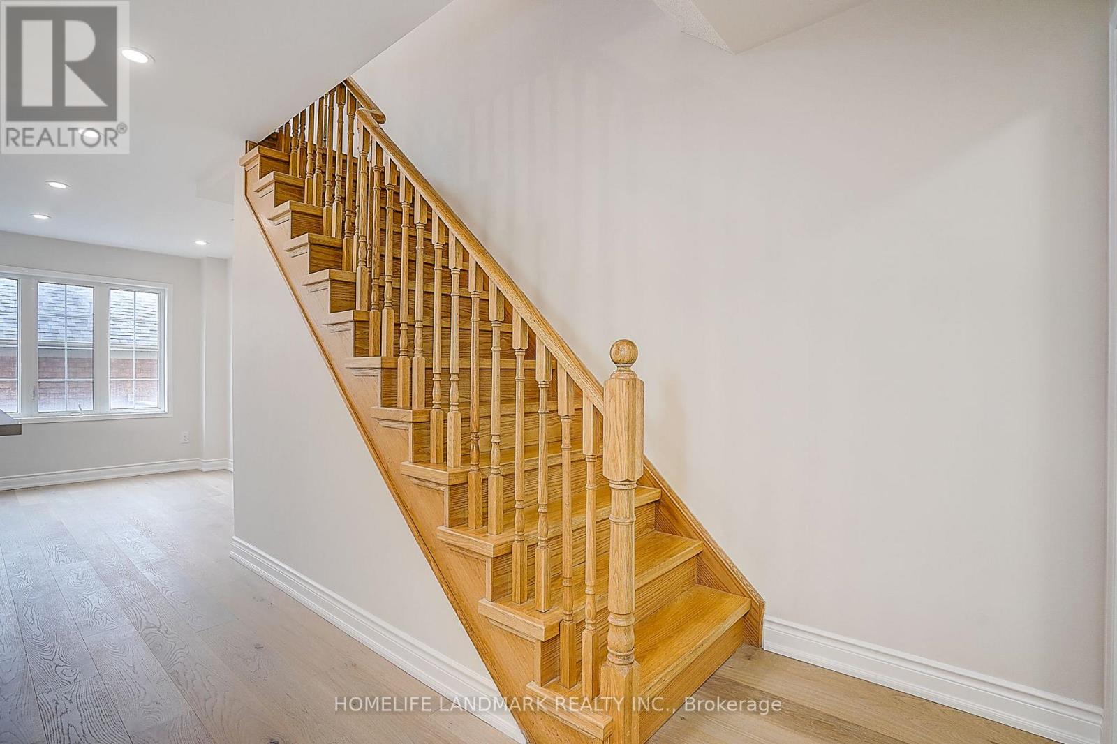 403 White's Hill Avenue, Markham, Ontario  L6B 0J5 - Photo 24 - N13739484