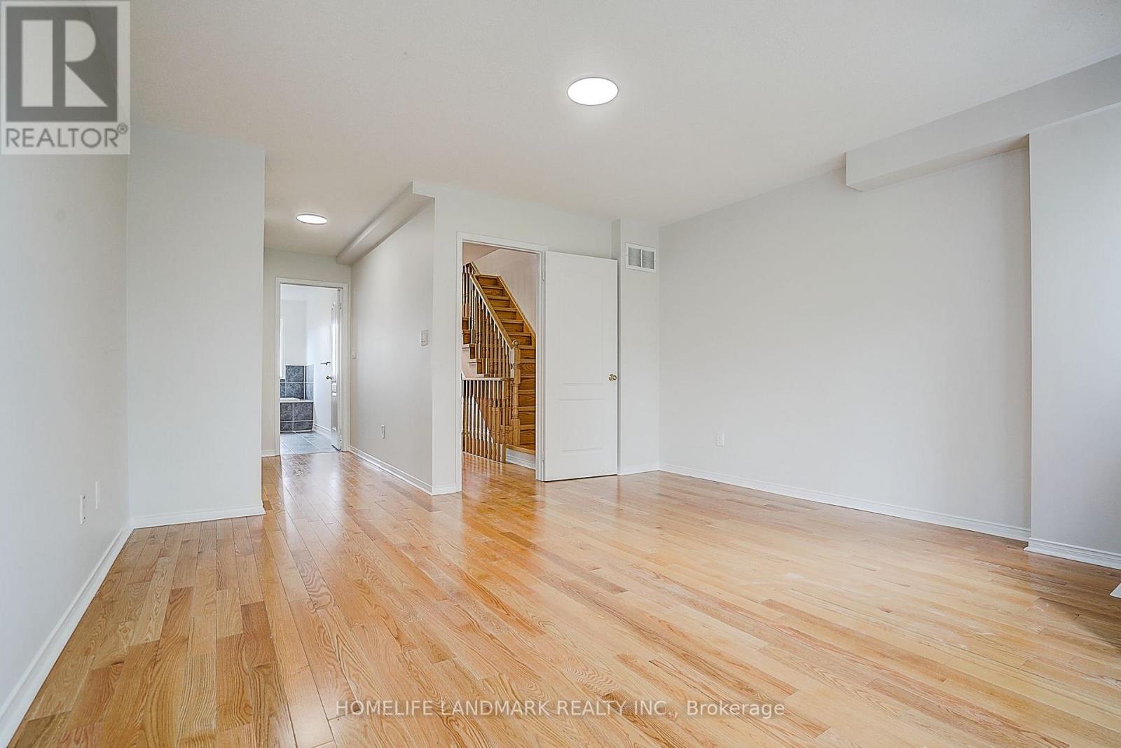 403 White's Hill Avenue, Markham, Ontario  L6B 0J5 - Photo 29 - N13739484
