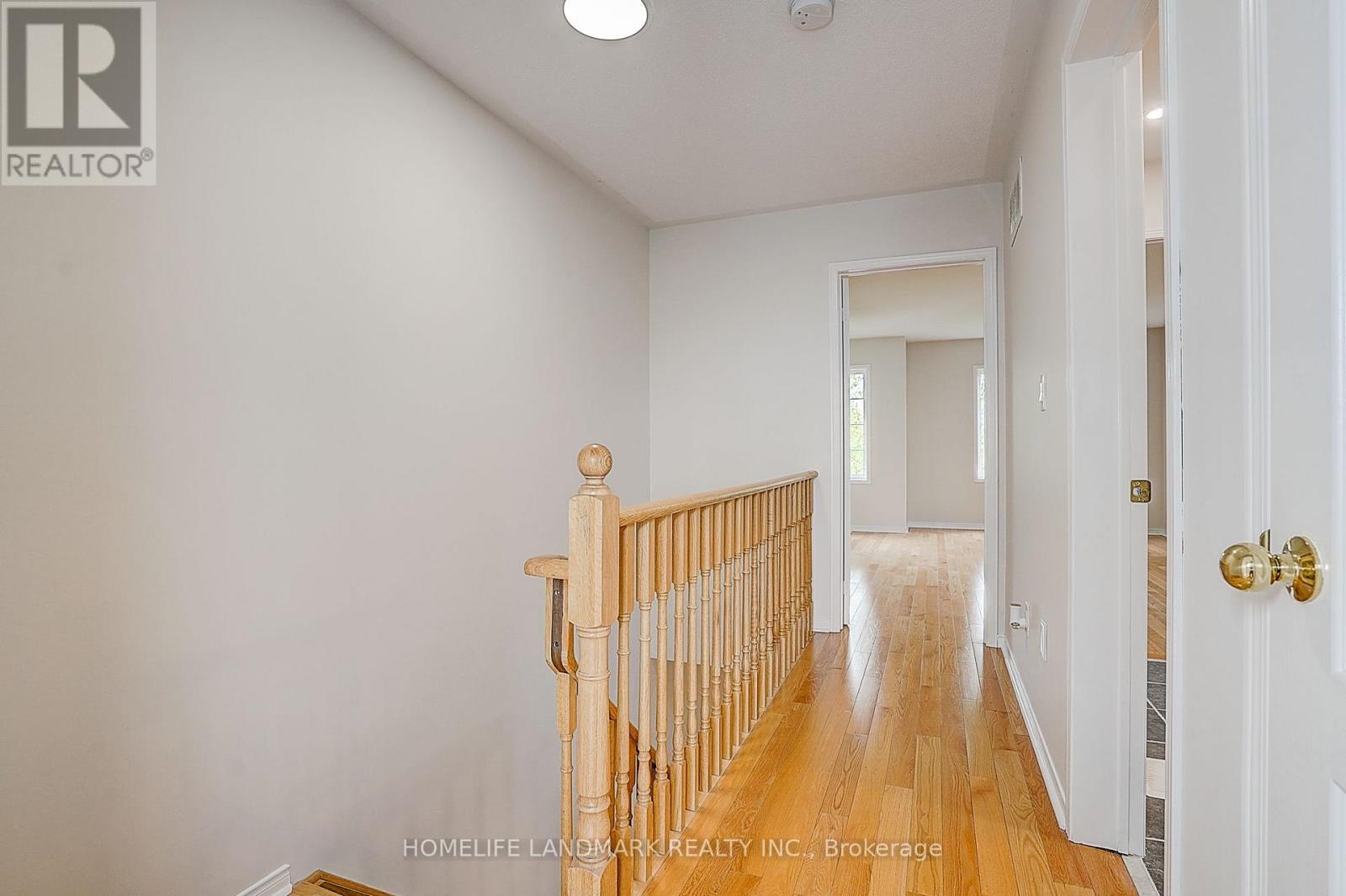 403 White's Hill Avenue, Markham, Ontario  L6B 0J5 - Photo 34 - N13739484