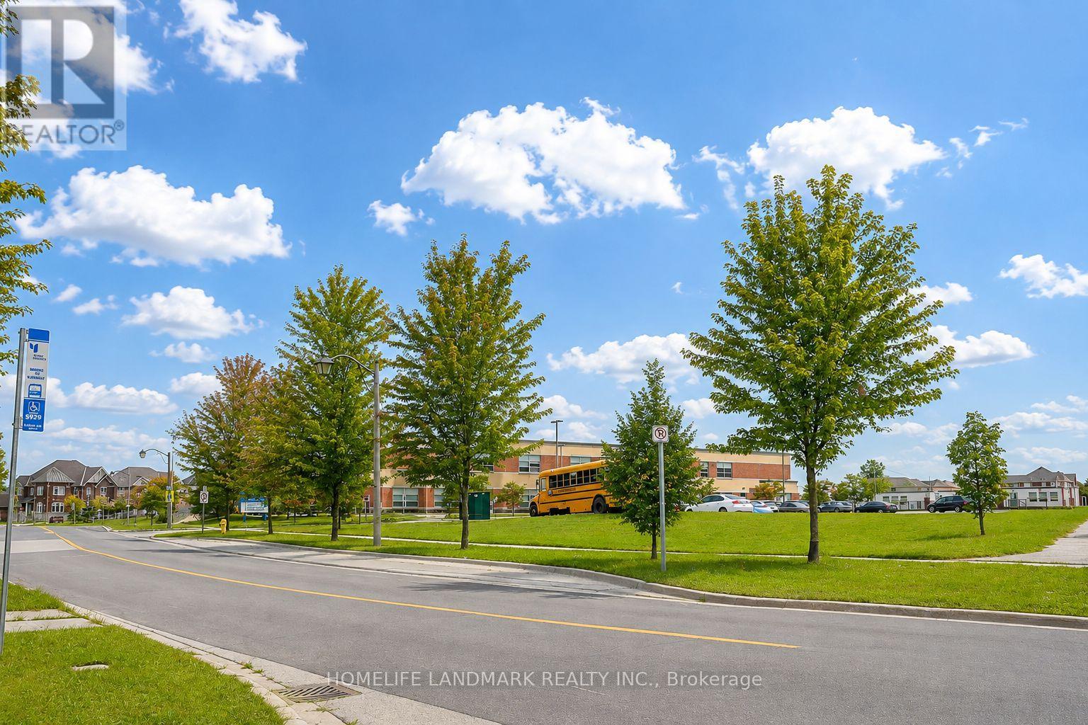 403 White's Hill Avenue, Markham, Ontario  L6B 0J5 - Photo 49 - N13739484