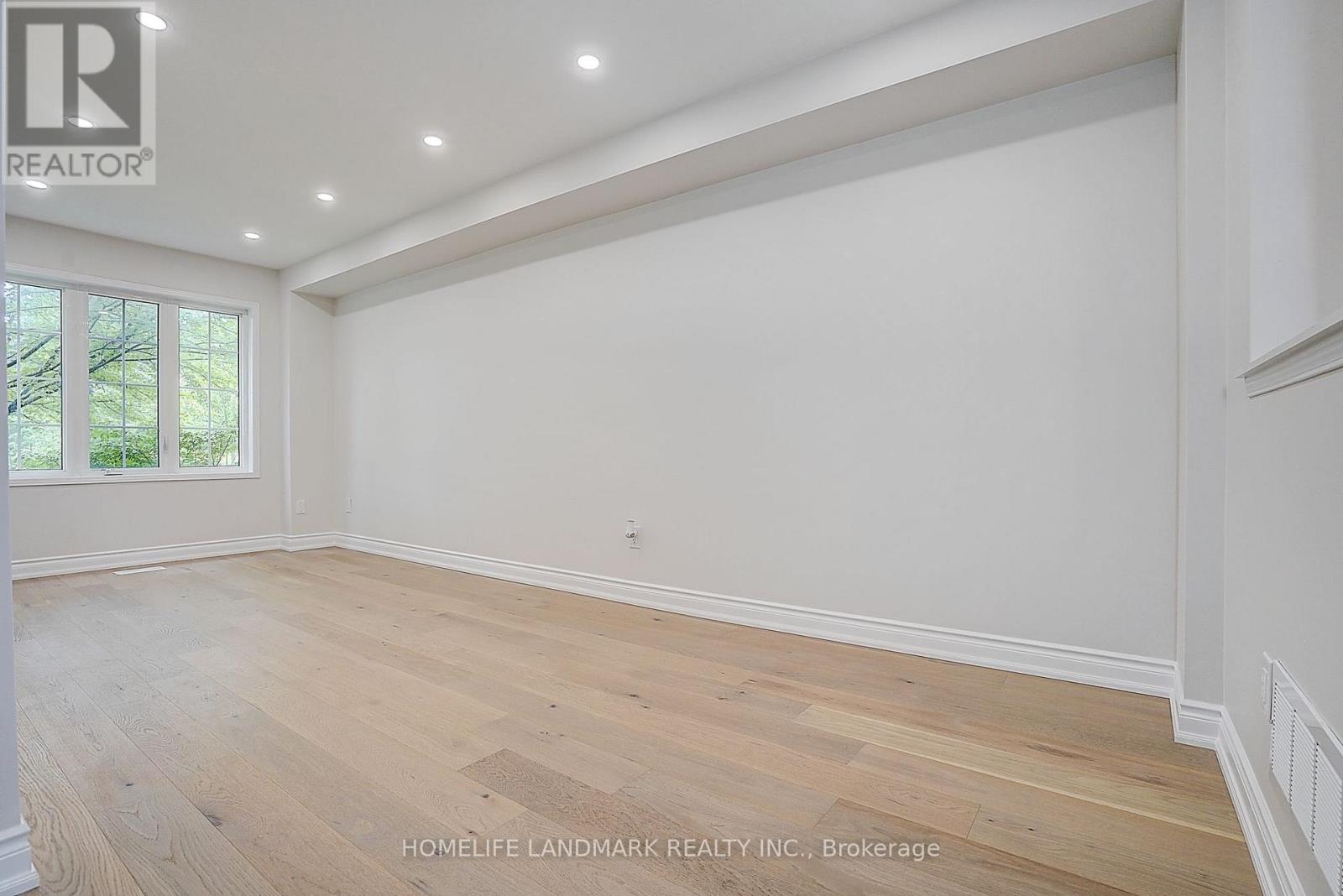 403 White's Hill Avenue, Markham, Ontario  L6B 0J5 - Photo 6 - N13739484