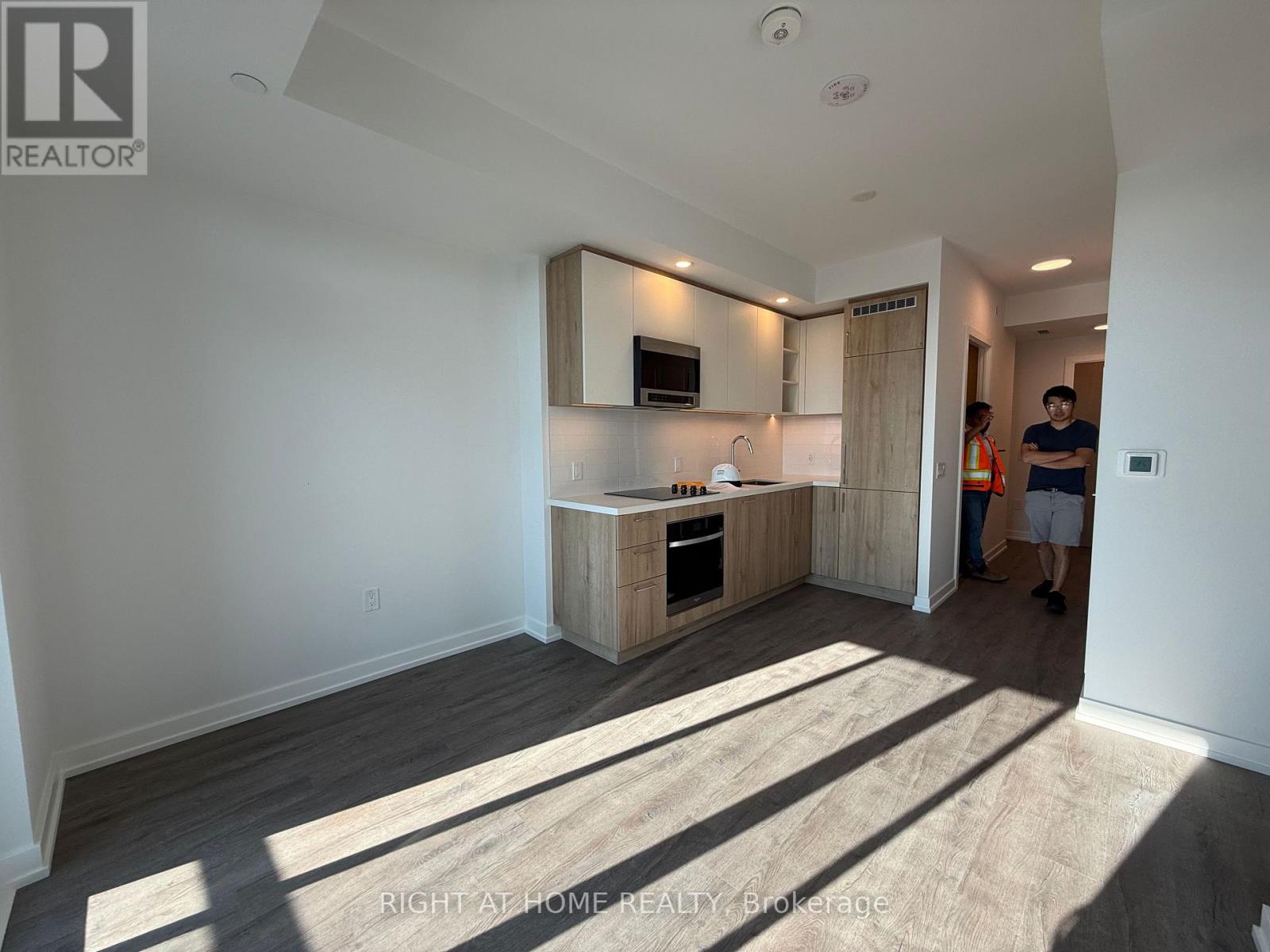 1609 - 21 Meadowdale Road, Vaughan, Ontario  L4K 0H6 - Photo 3 - N13739494