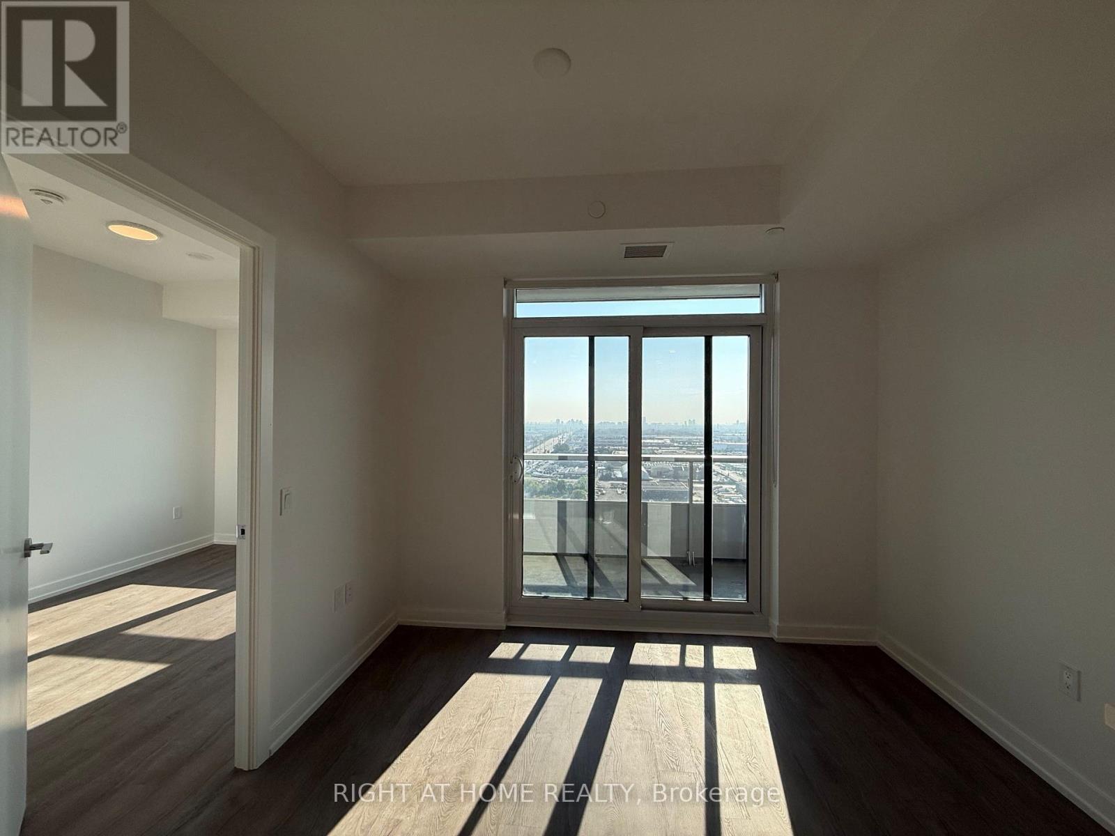 1609 - 21 Meadowdale Road, Vaughan, Ontario  L4K 0H6 - Photo 4 - N13739494