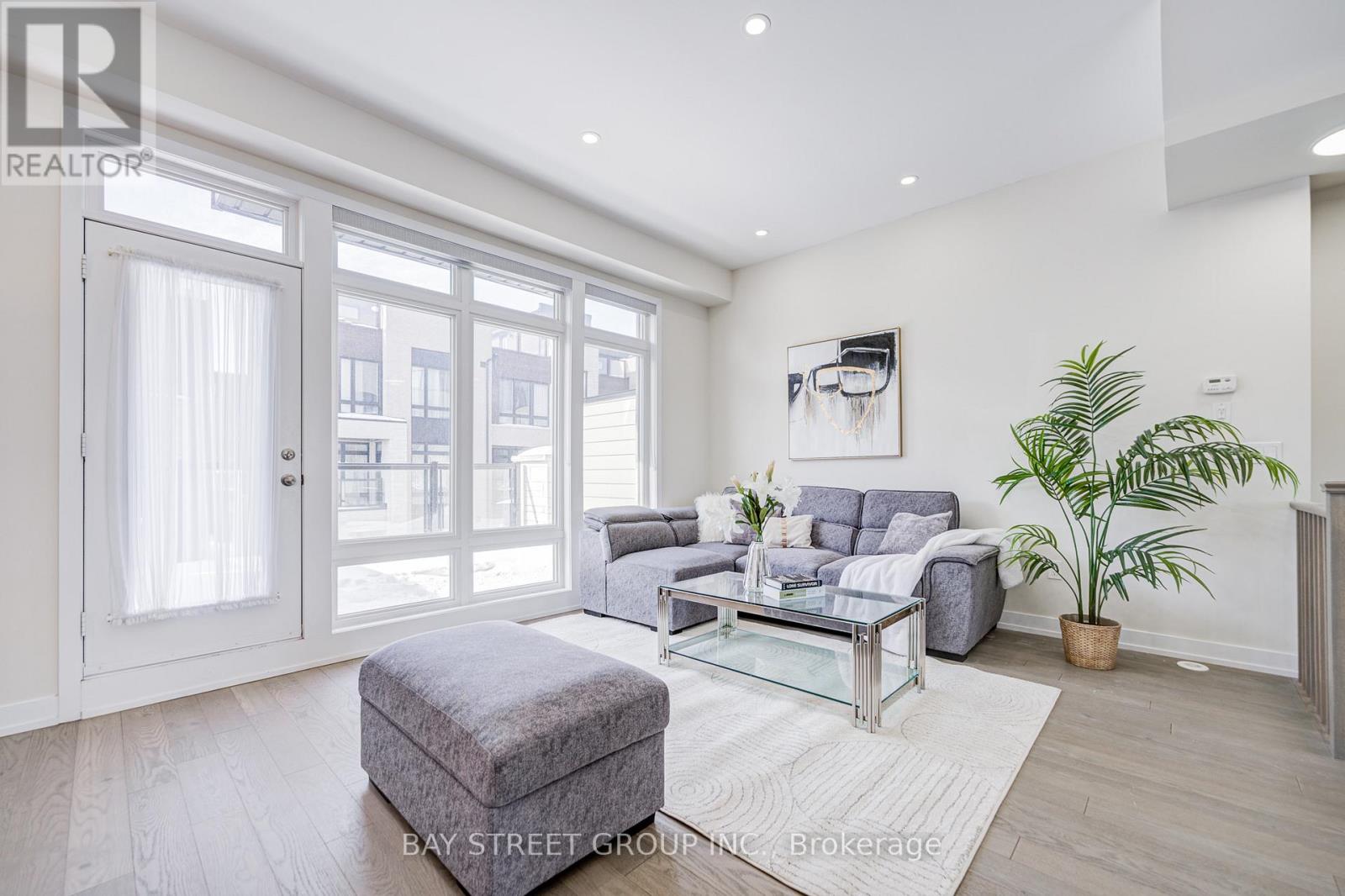 51 Credit Lane, Richmond Hill, Ontario  L4E 1G9 - Photo 14 - N13739536