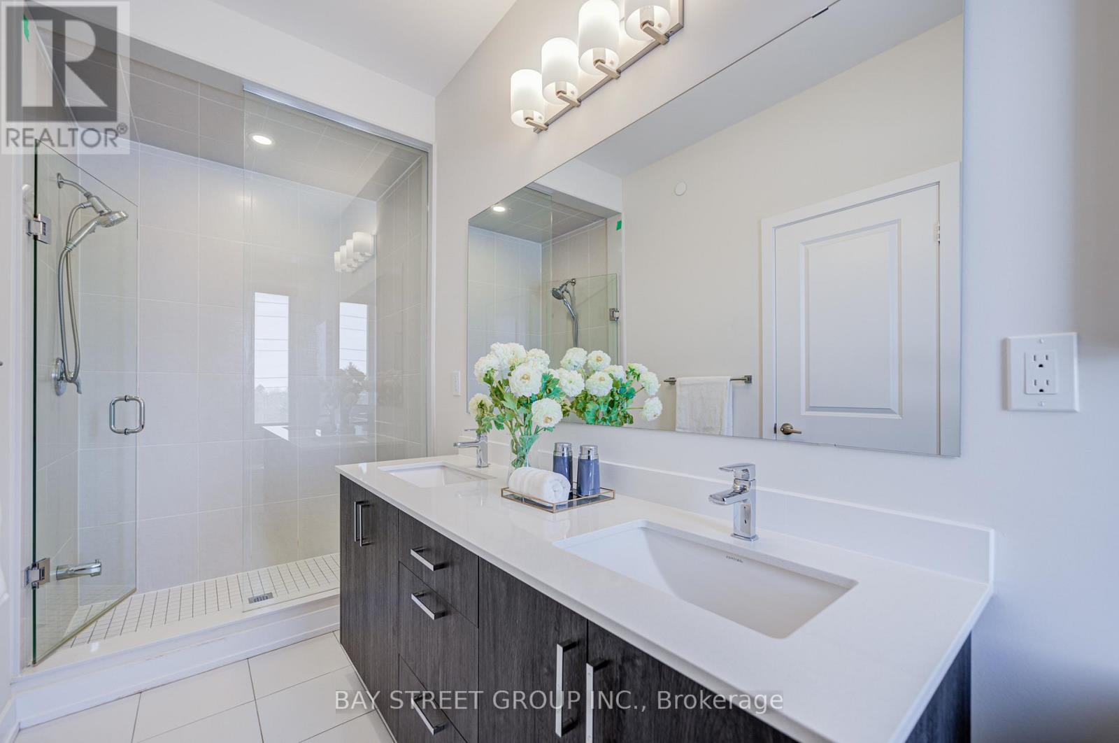 51 Credit Lane, Richmond Hill, Ontario  L4E 1G9 - Photo 42 - N13739536