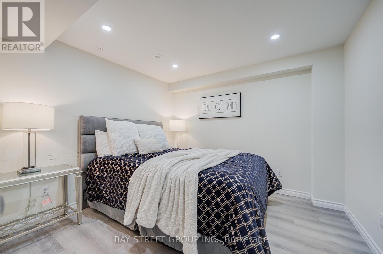 51 Credit Lane, Richmond Hill, Ontario  L4E 1G9 - Photo 45 - N13739536