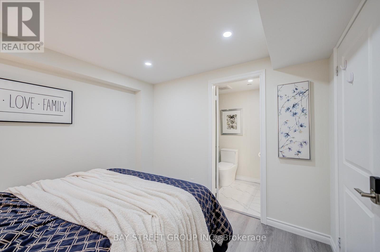 51 Credit Lane, Richmond Hill, Ontario  L4E 1G9 - Photo 46 - N13739536